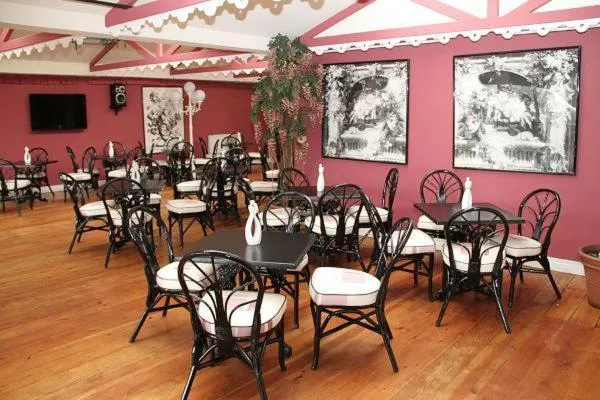 Food and drinks in Lyndon House