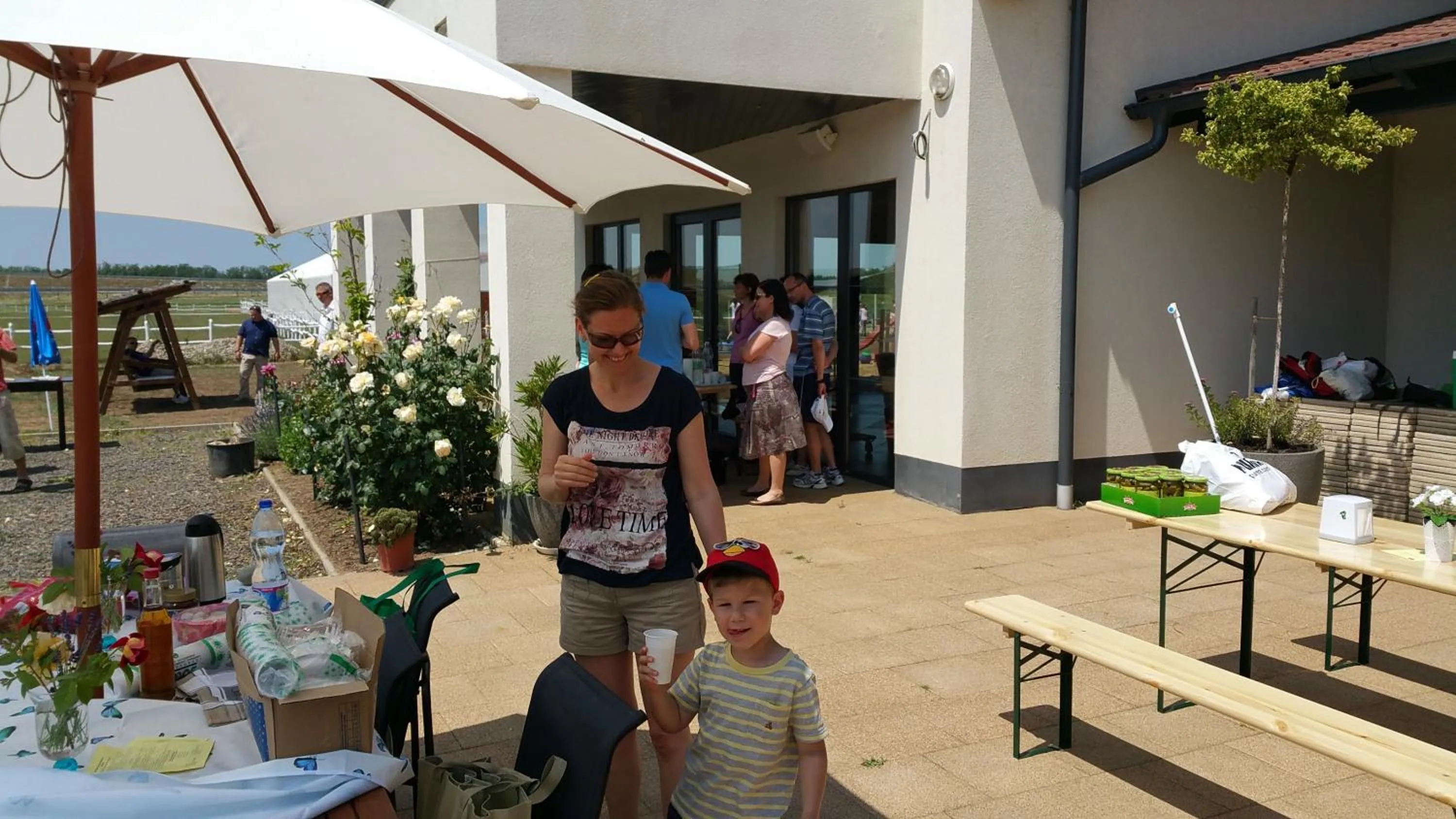 group of guests in Caballus Lovasmajor Panzió