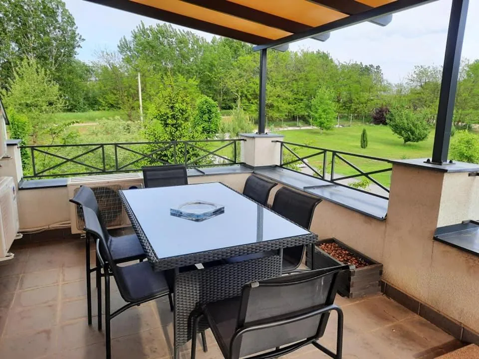 Family Room with Balcony in Caballus Lovasmajor Panzió