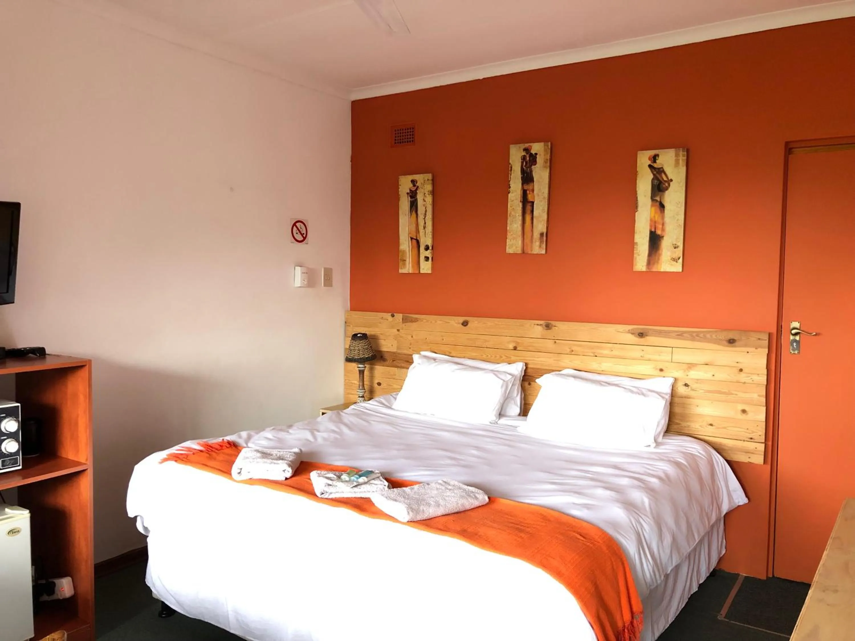 Bed in Seaside Lodge B&B