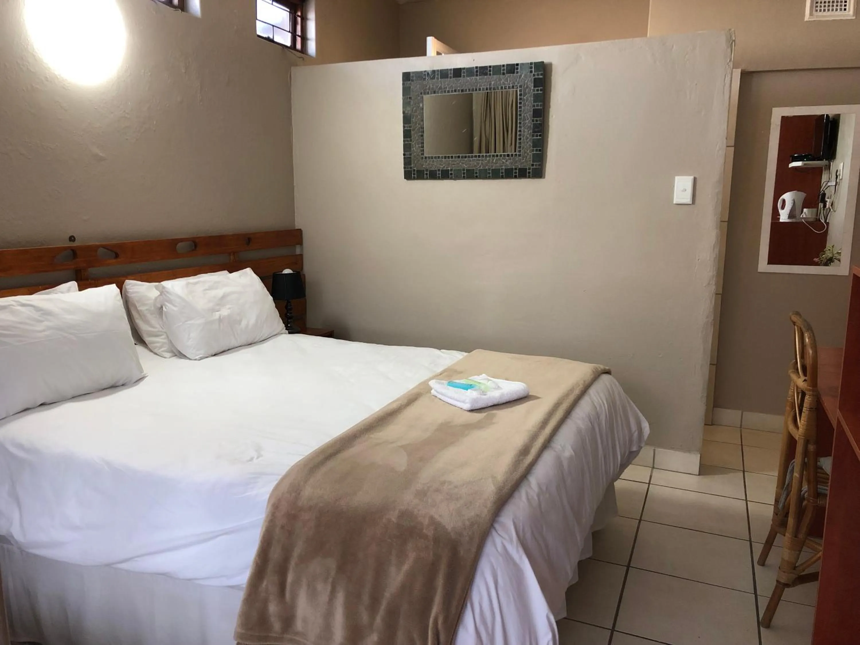 Bed in Seaside Lodge B&B