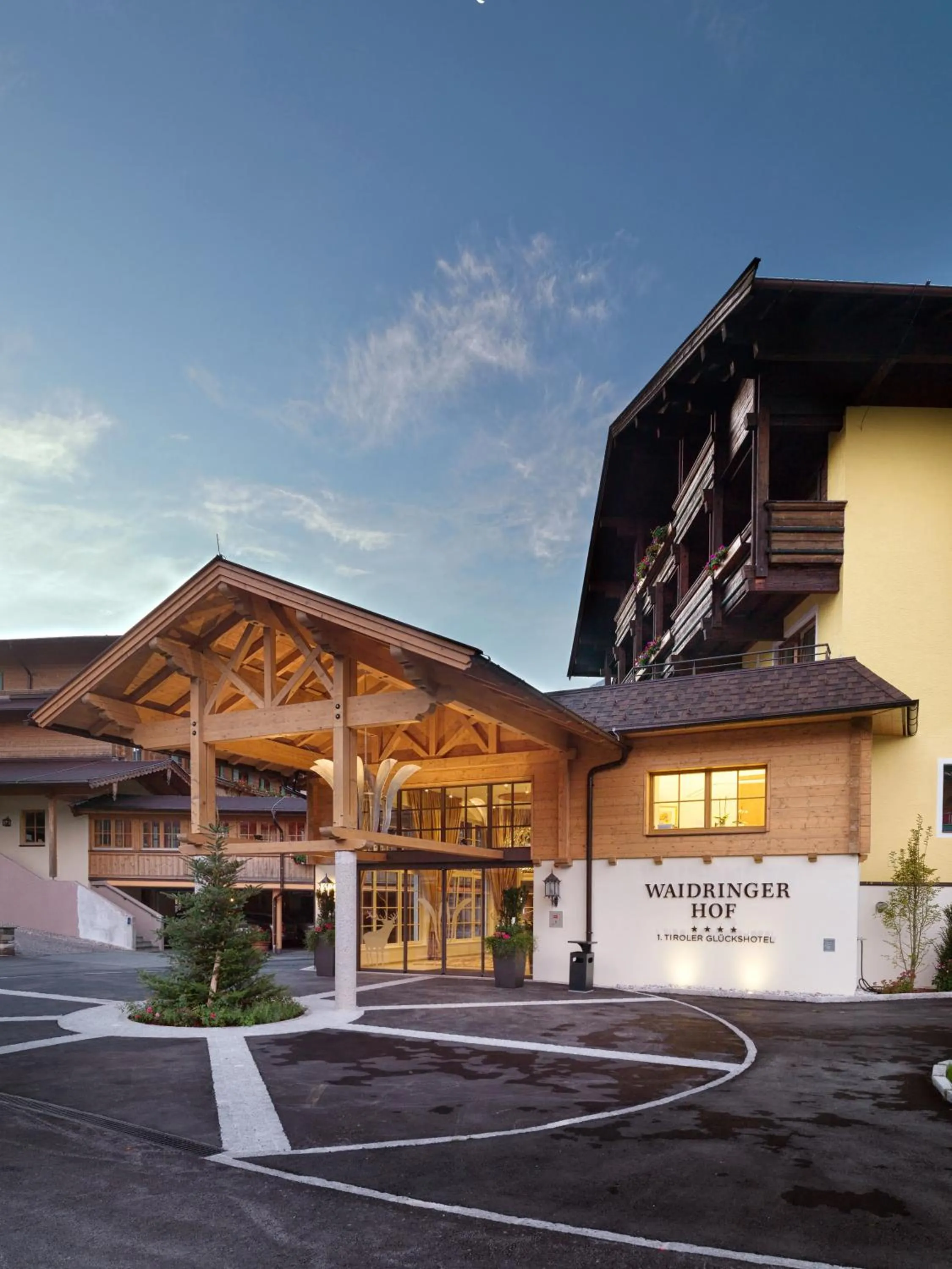 Facade/entrance in Waidringer Hof 4 Sterne Superior