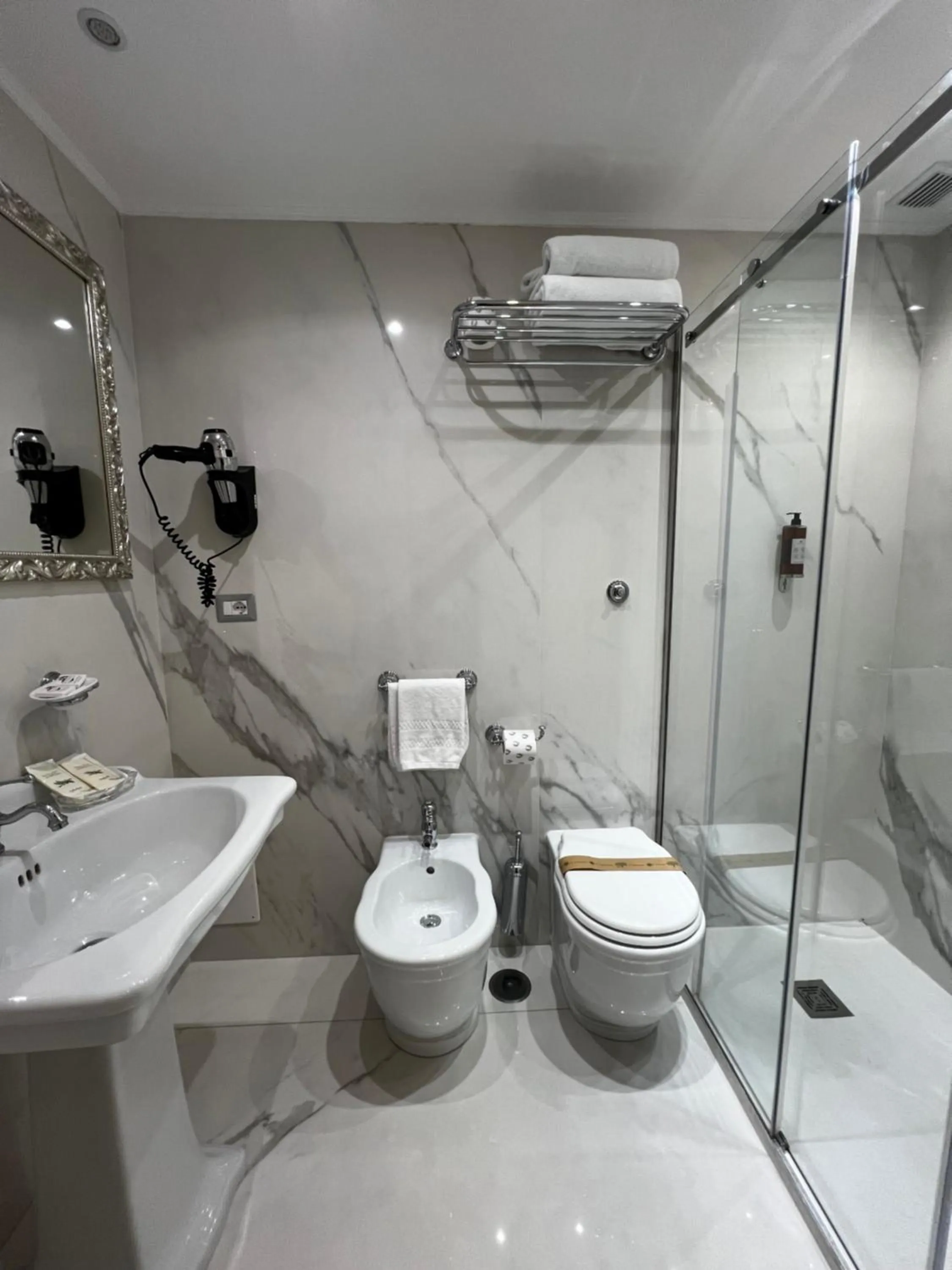 Bathroom in Maison Tritone