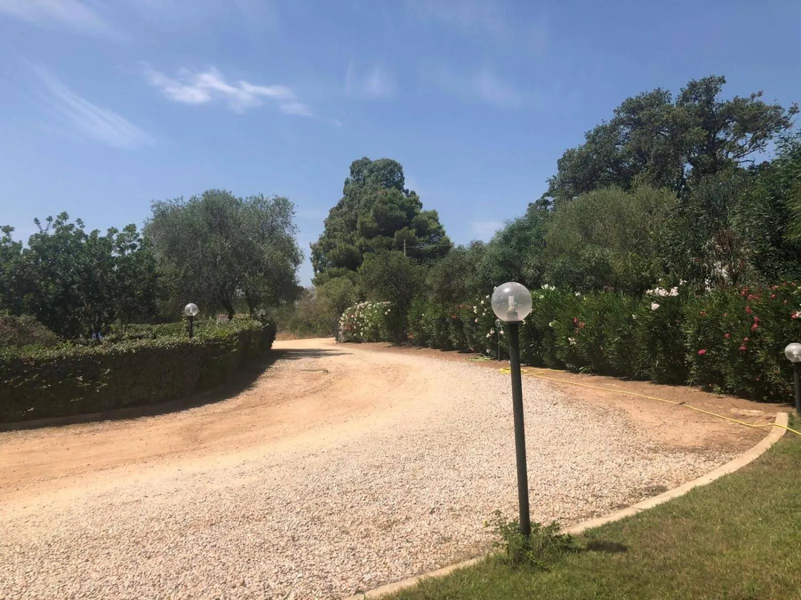 Facade/entrance in White Sand Residence
