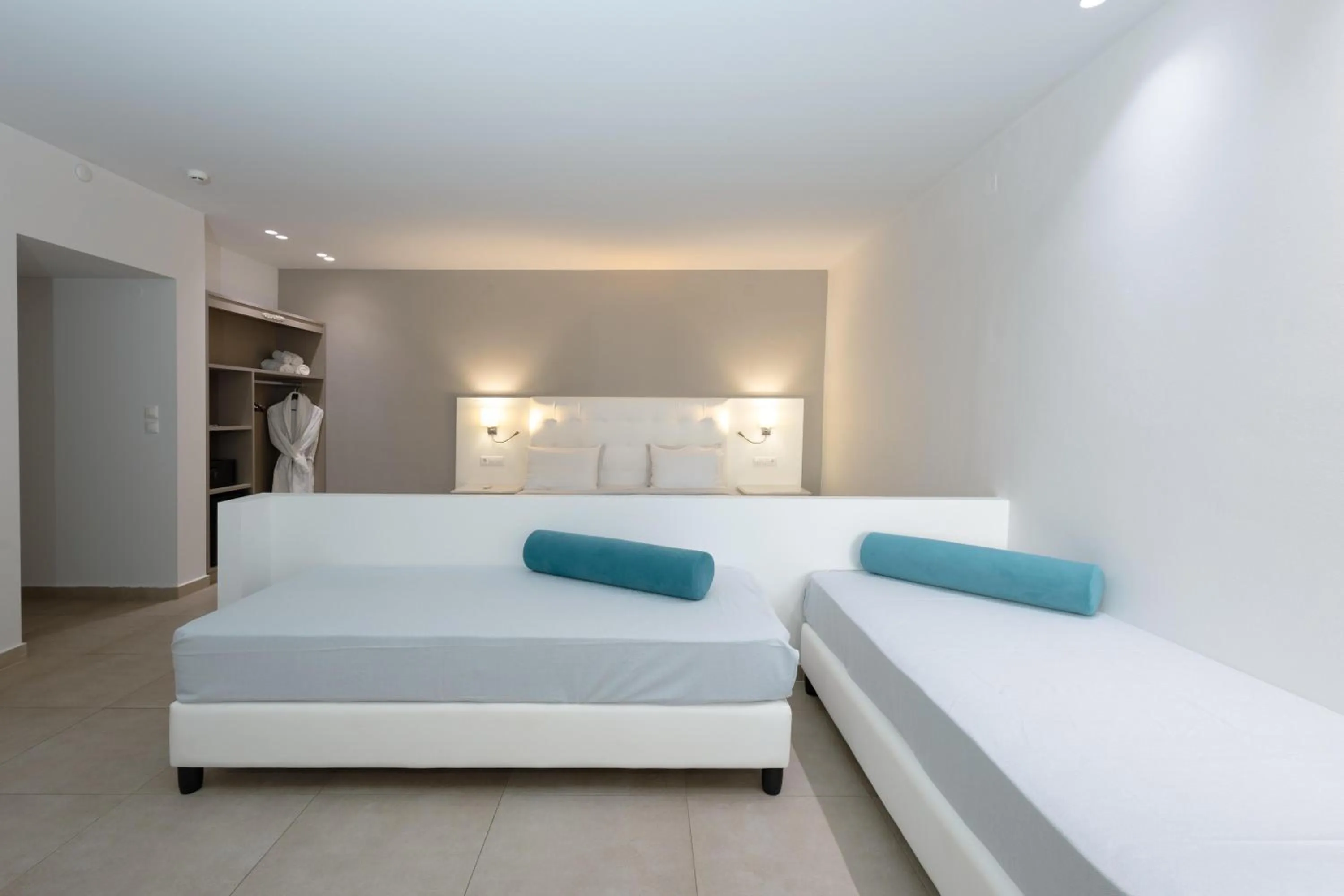 Photo of the whole room, Bed in Dore Boutique Hotel