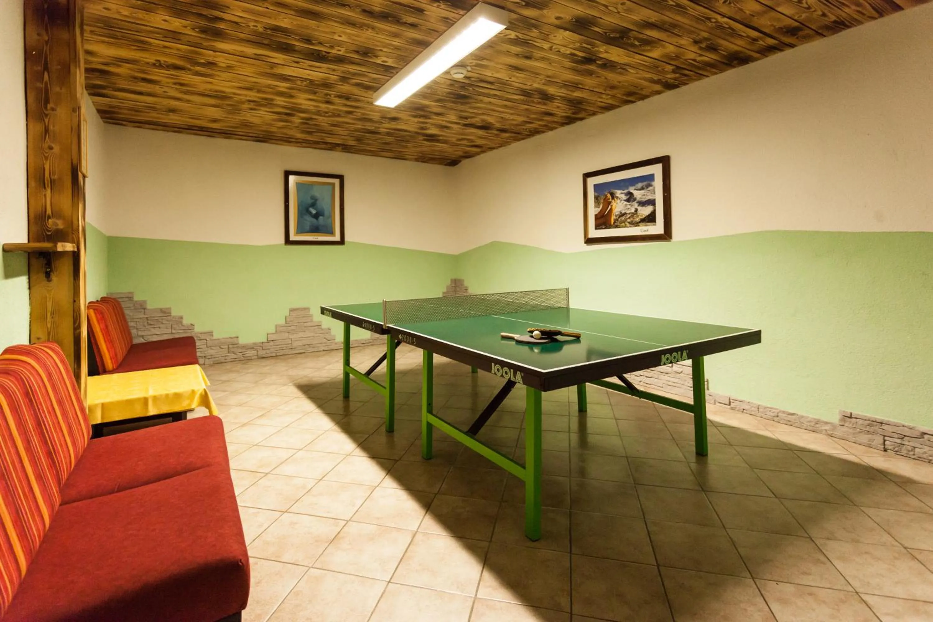 Table tennis in Alpen Wohlfühlhotel Dörflwirt