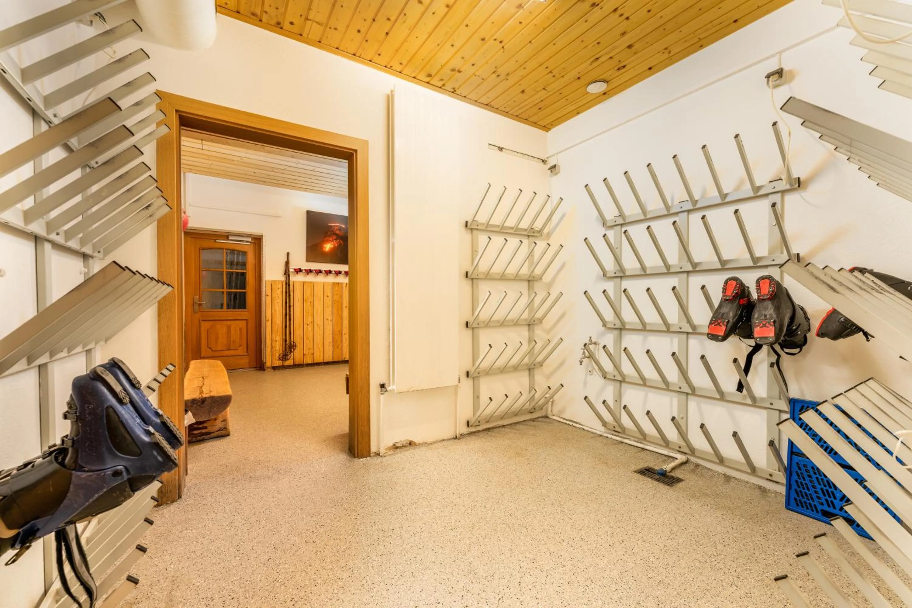 Skiing in Alpen Wohlfühlhotel Dörflwirt