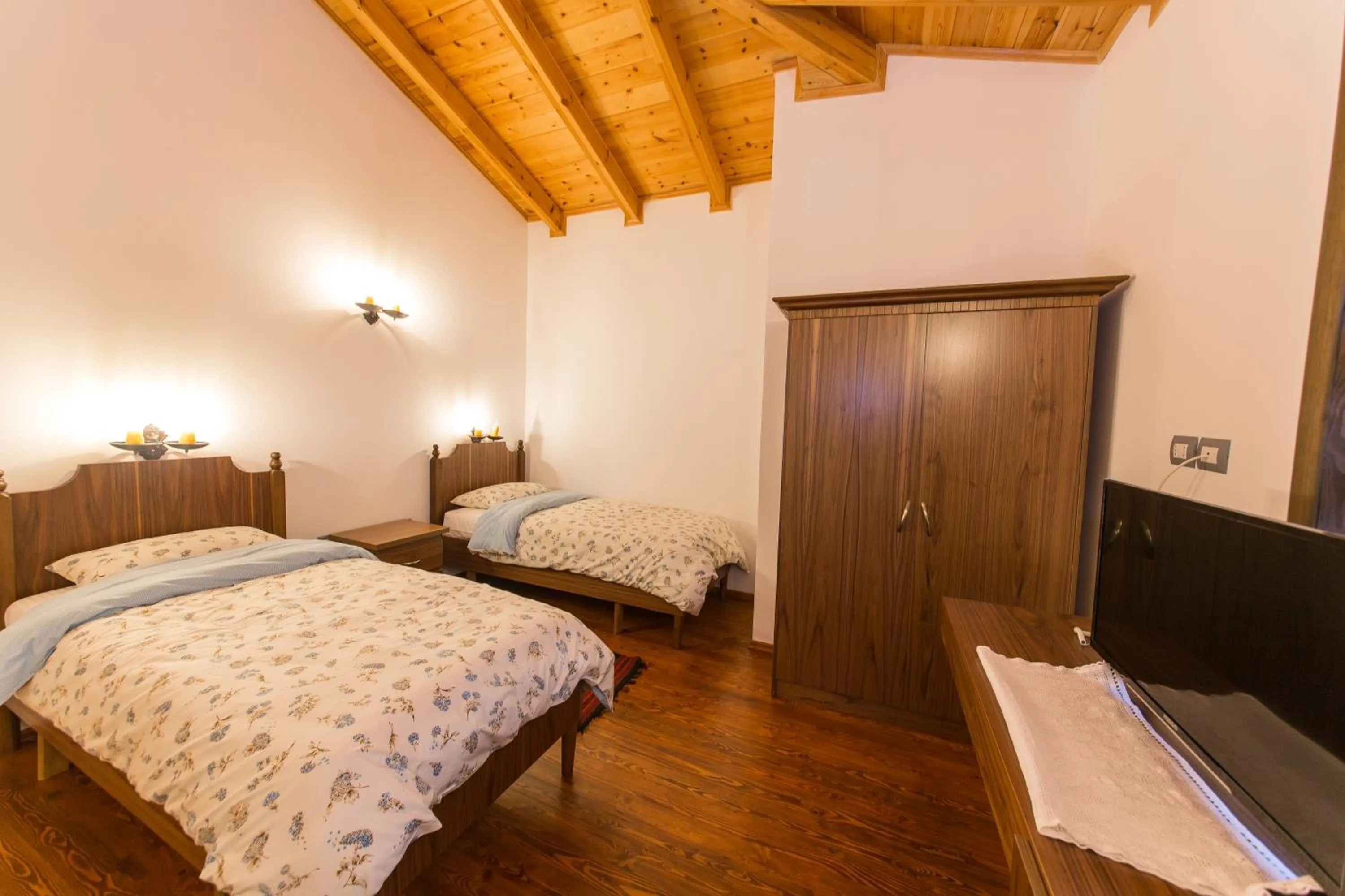 Bedroom, Bed in Hotel Onufri