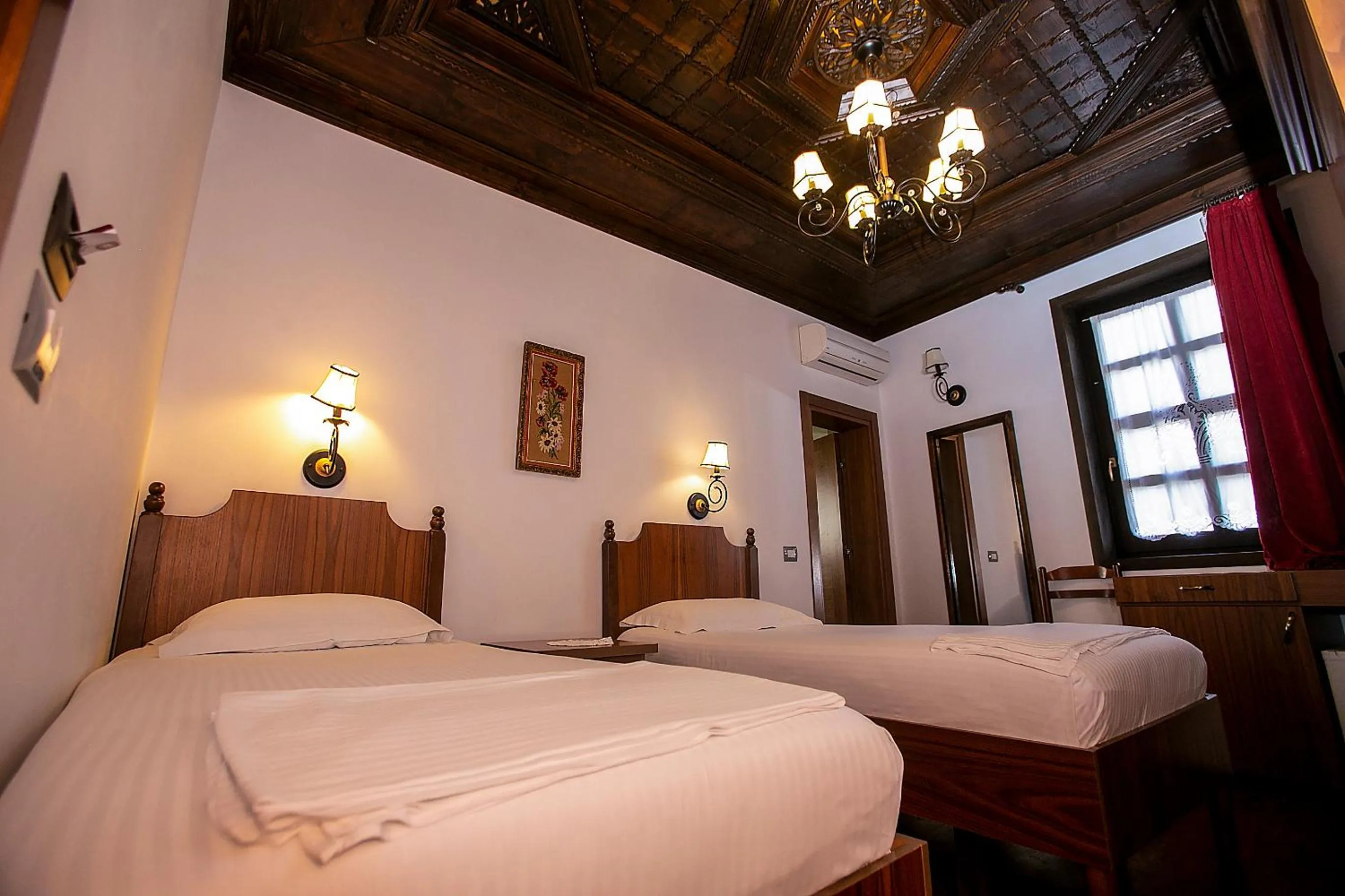 Bedroom, Bed in Hotel Onufri