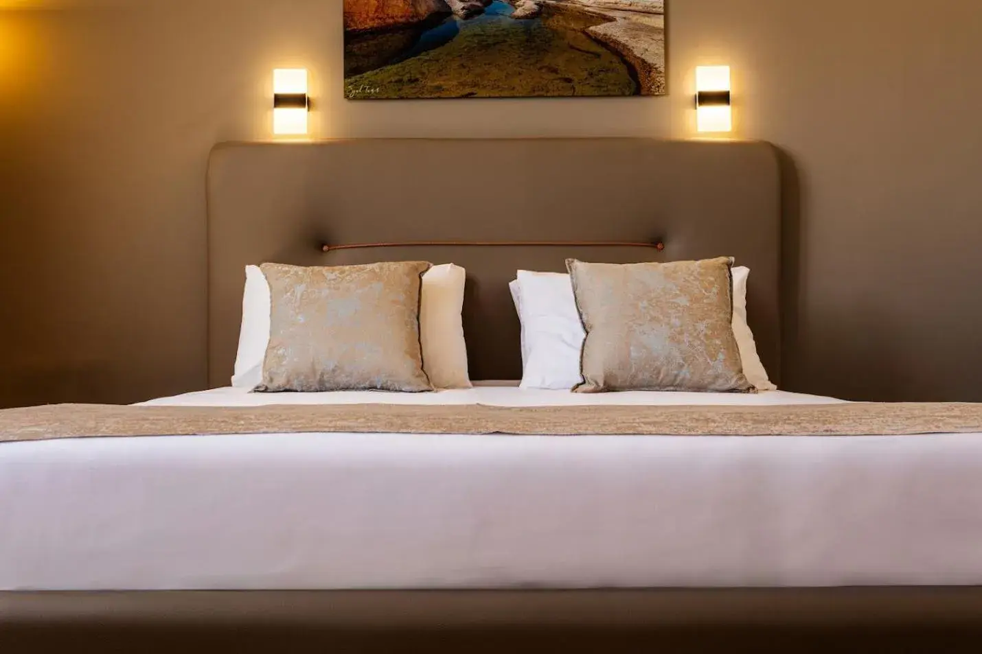 Economy Twin Room in Inbar Hotel Economy Twin Room in Inbar Hotel