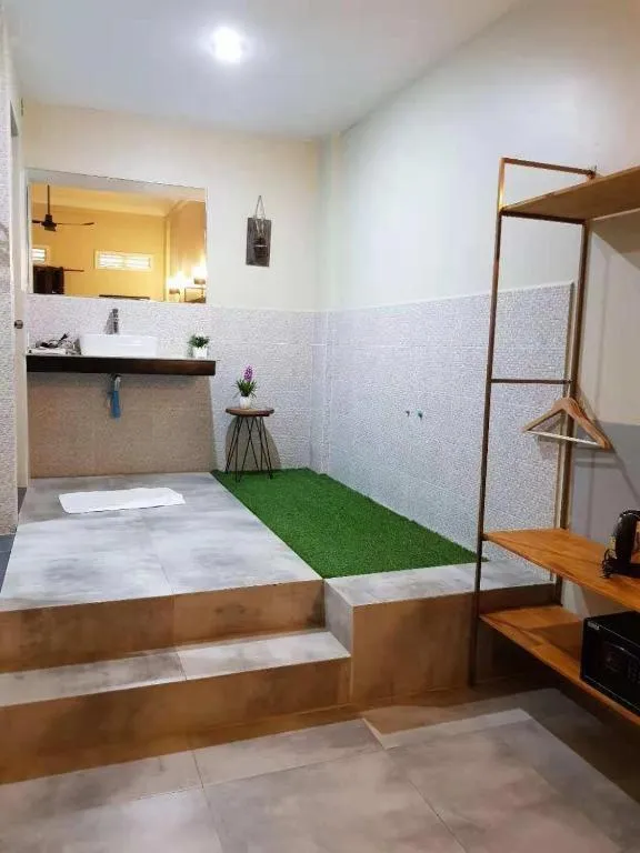 Property building, Bed in Summer Bliss Boutique