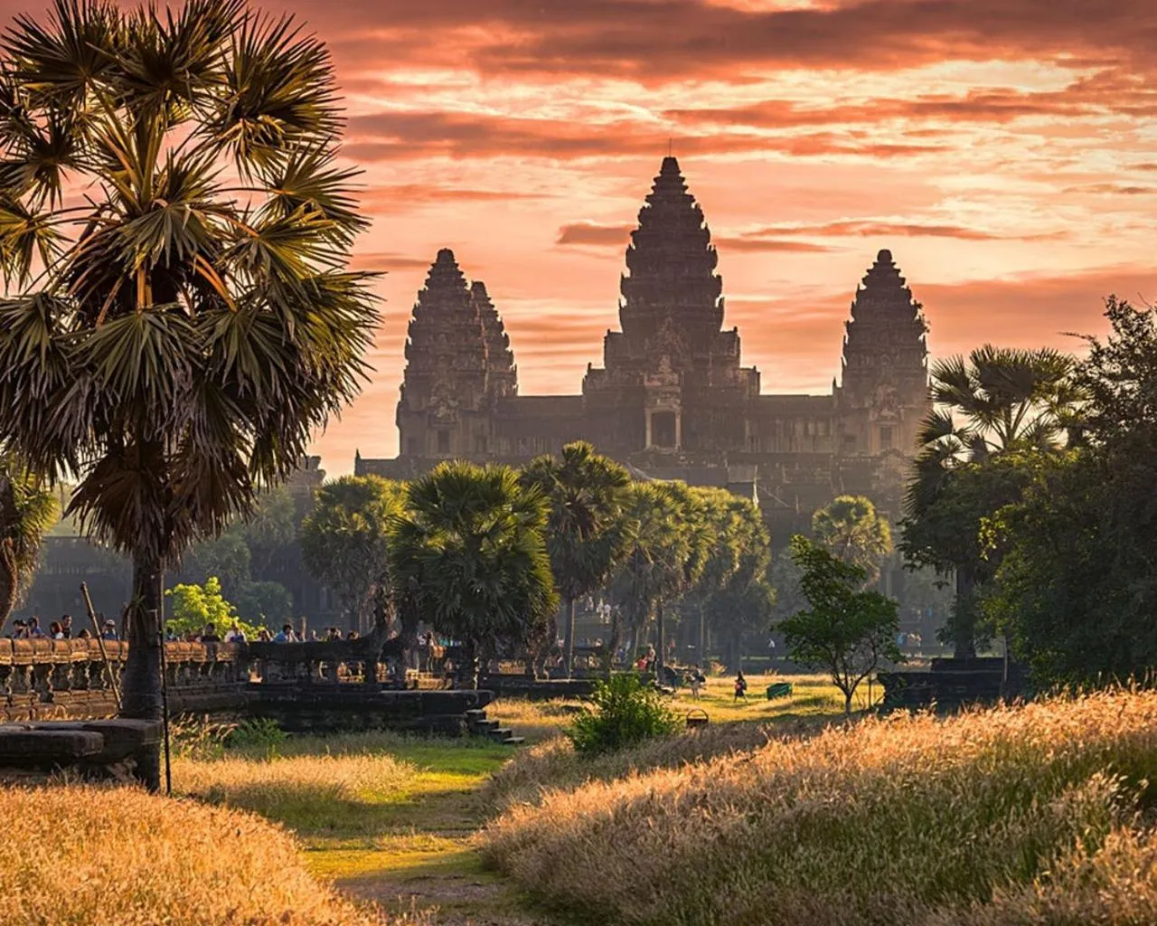 Area and facilities in Summer Bliss Boutique