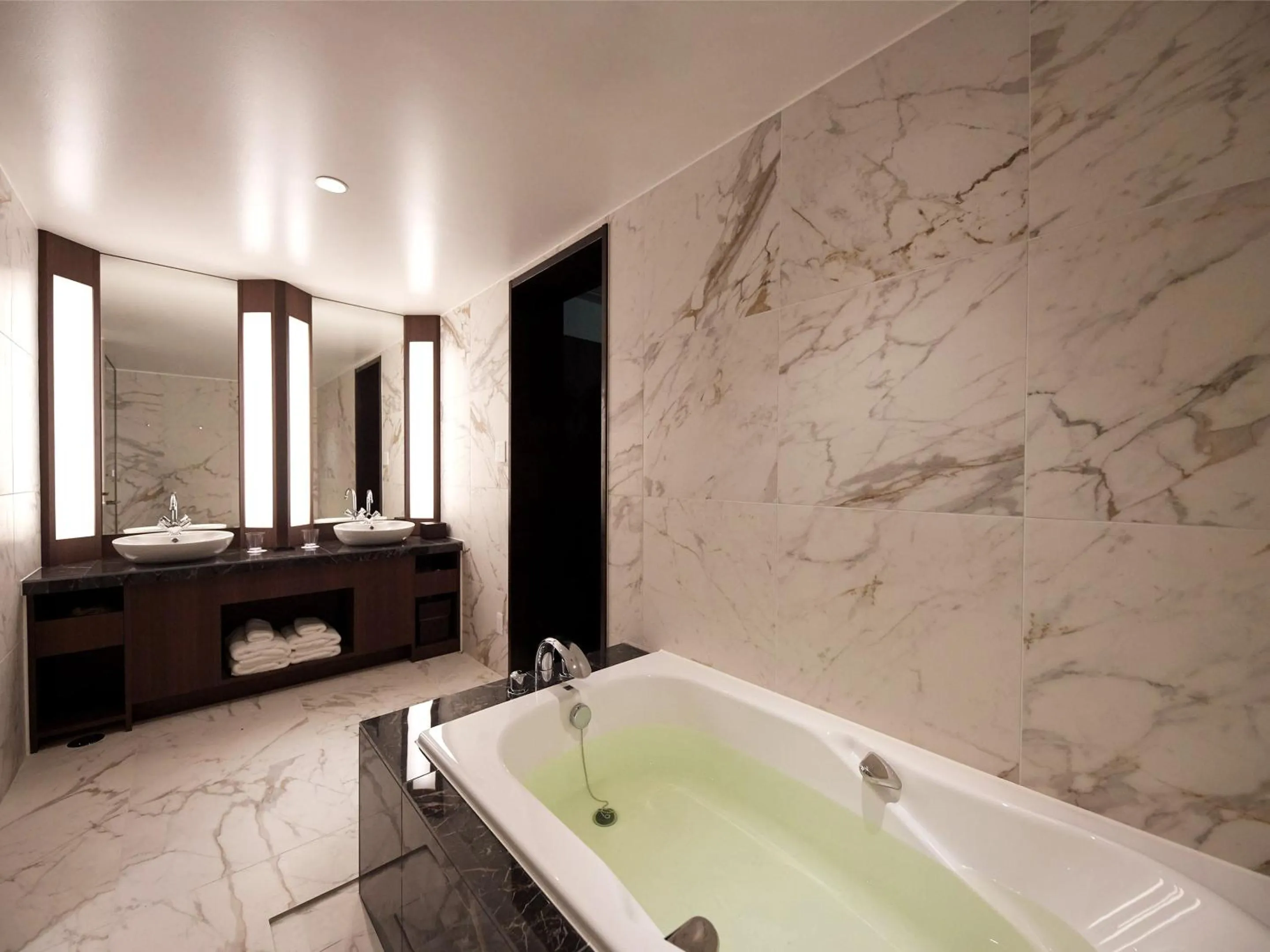 Bathroom in Le Grand Karuizawa Hotel and Resort