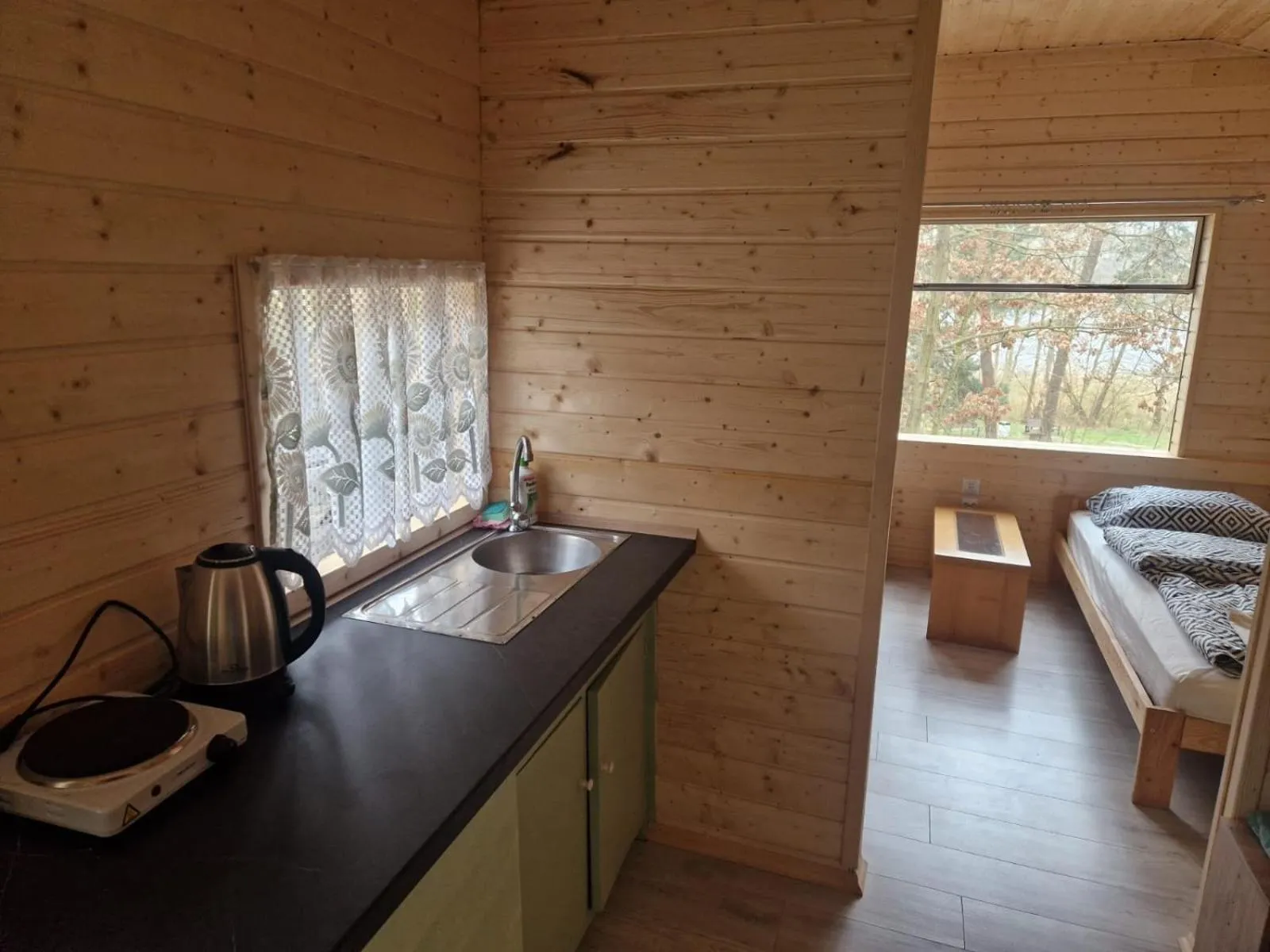 Kitchen or kitchenette, Bed in Wypoczynek Hnatczak