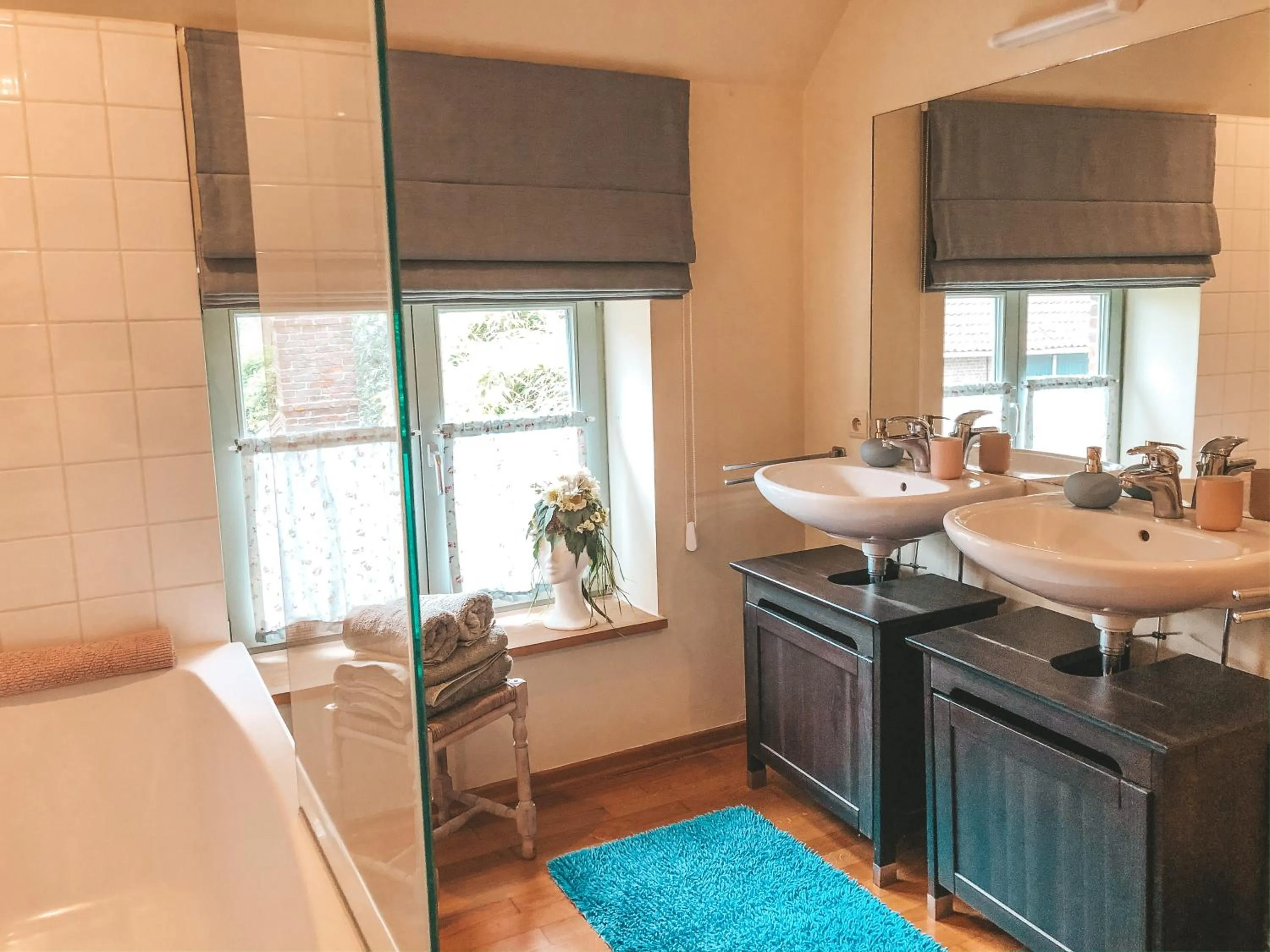 Bathroom in Hoeve Westdijk