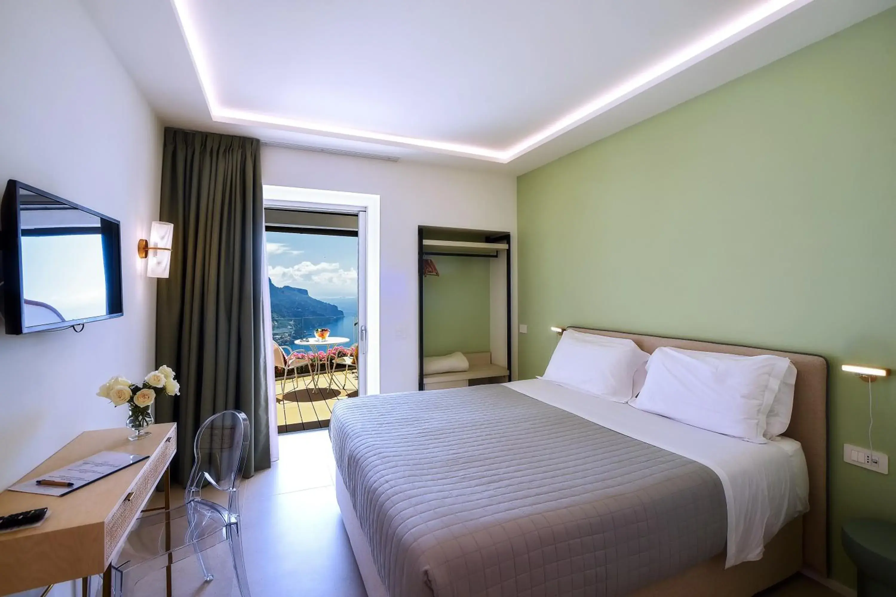 Deluxe Double Room with Sea View in Garden Ravello Deluxe Double Room with Sea View in Garden Ravello