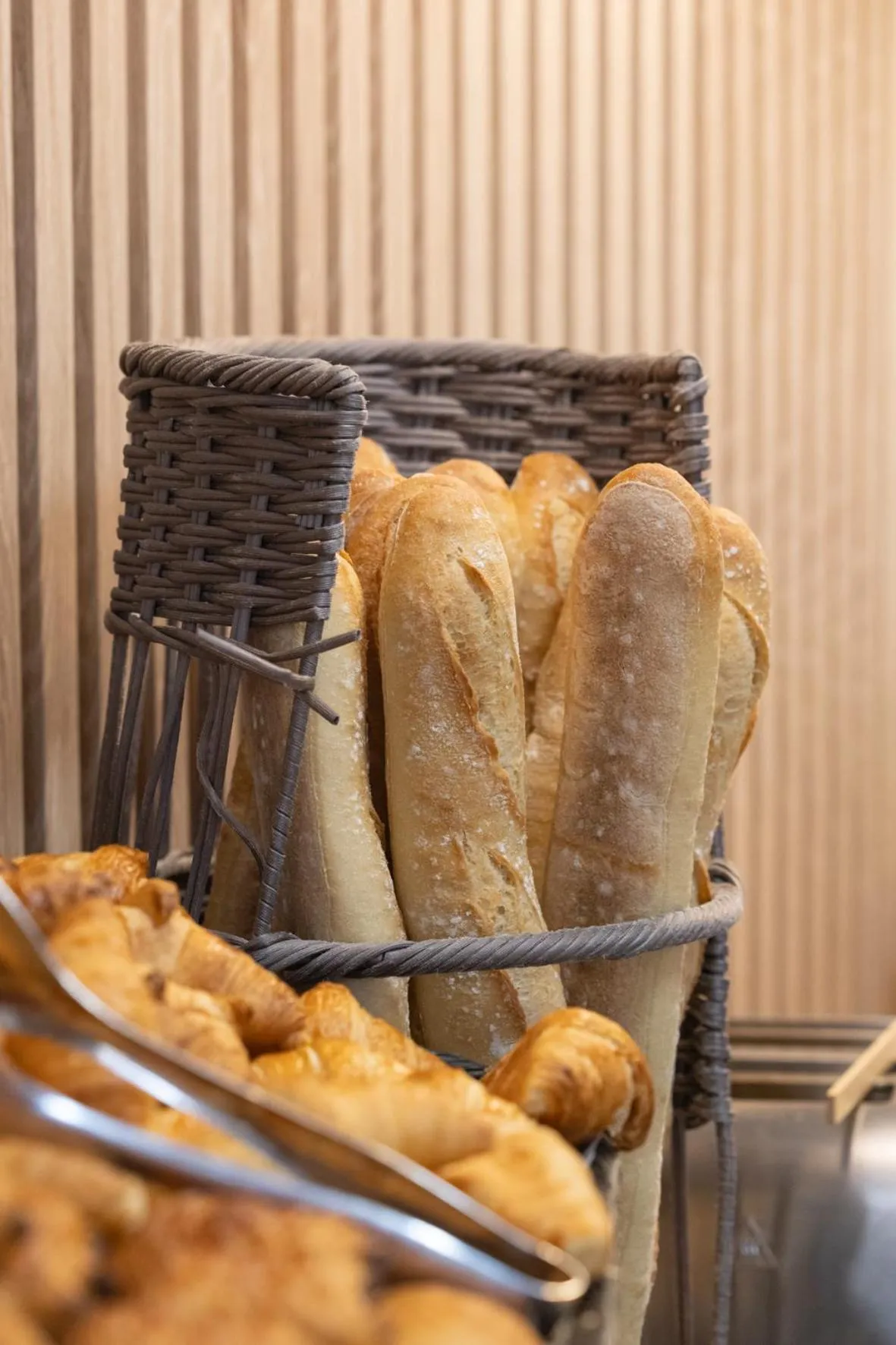 Breakfast in Logis Hotel Restaurant SPA Les Oliviers