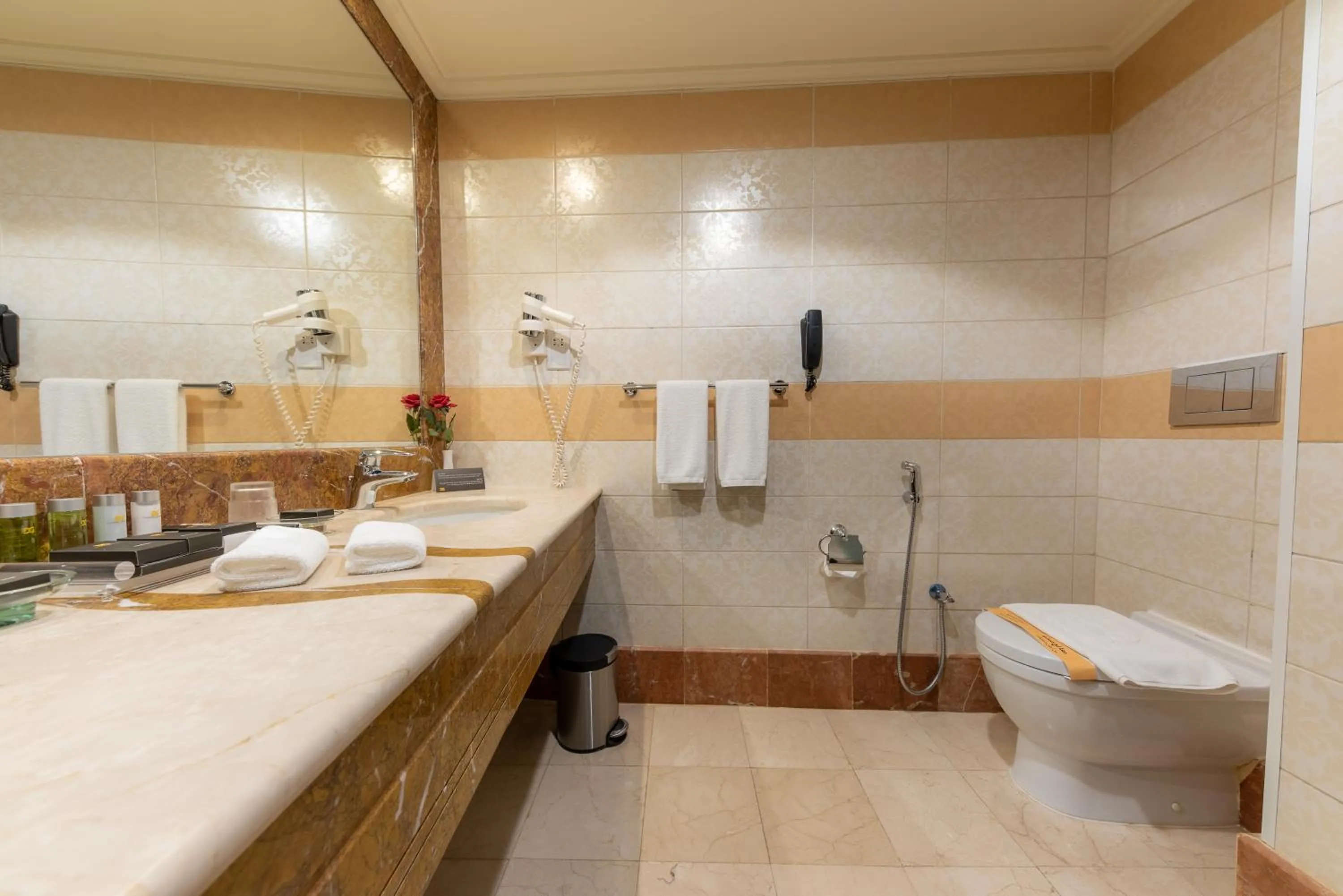 Bathroom in Al Ghufran Safwah Hotel Makkah