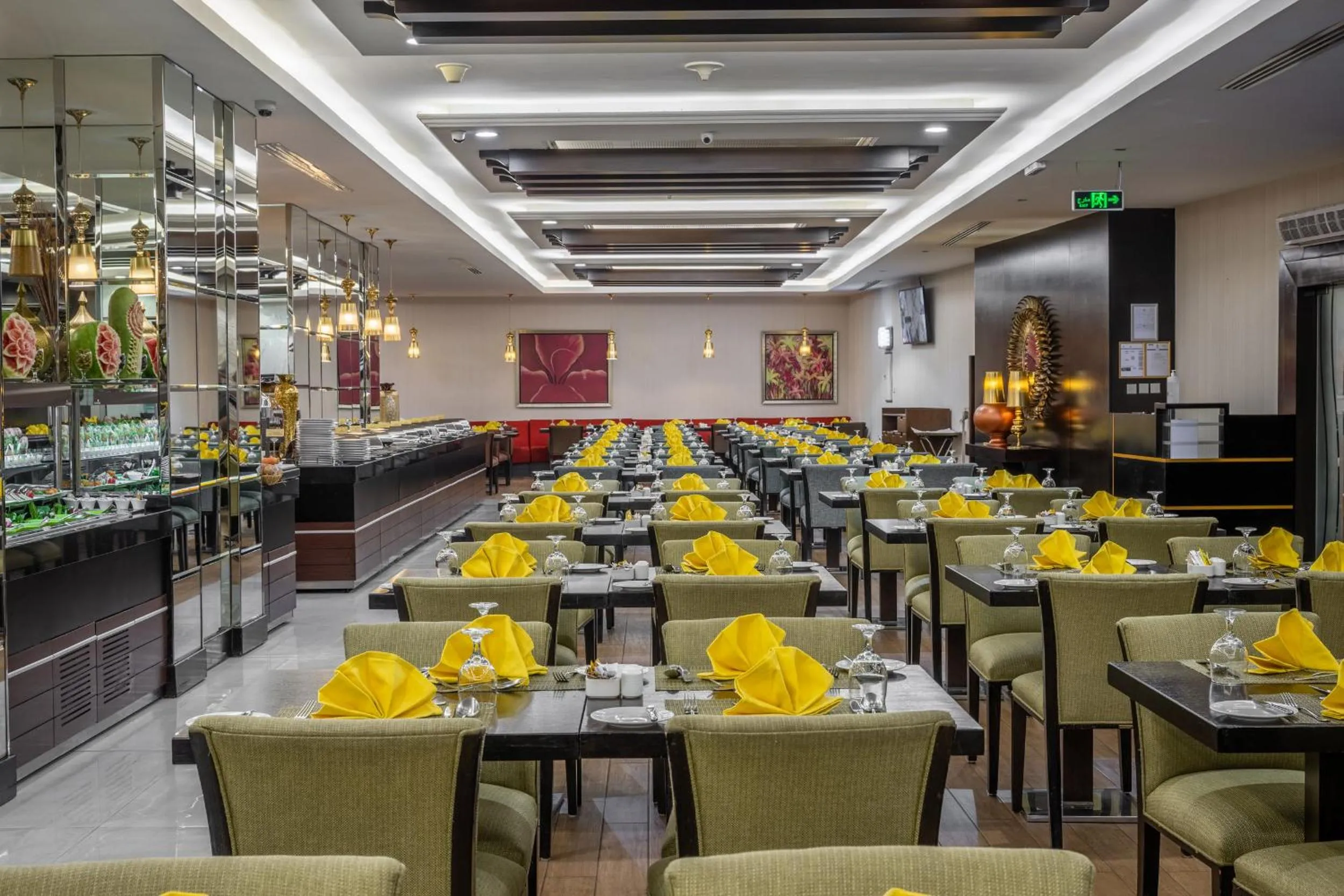 Restaurant/places to eat in Al Ghufran Safwah Hotel Makkah