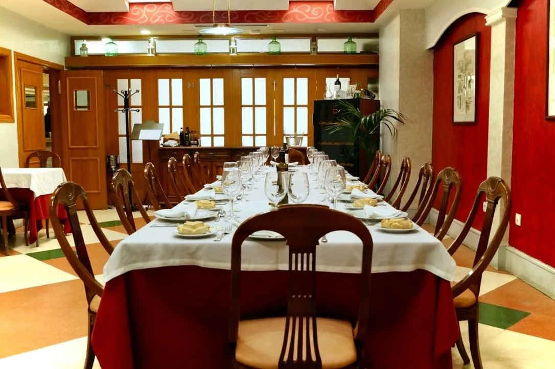 Restaurant/places to eat in Hotel Nobis Salamanca