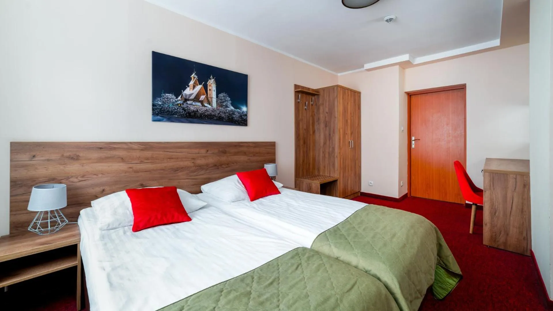 Other, Bed in Leśny Dwór Karpacz Piekarnia Mio Padre Restauracja Mamma Mia