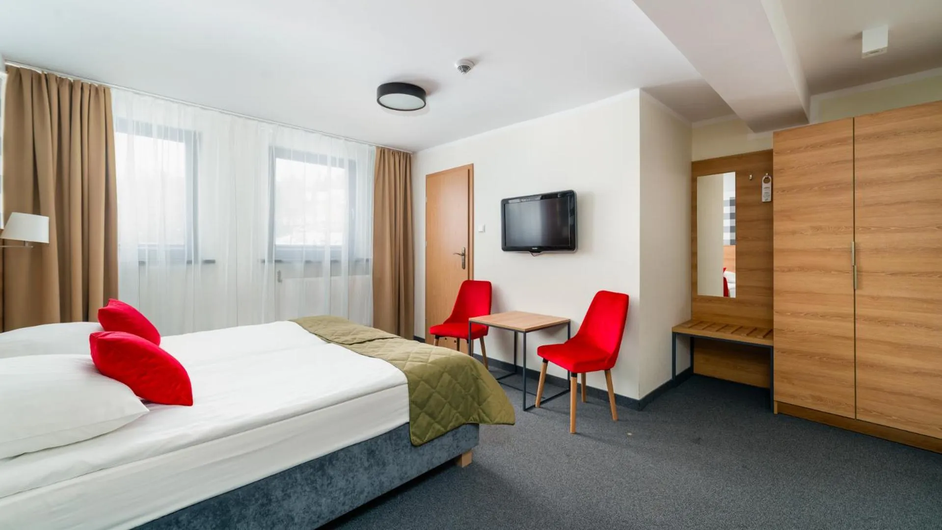 View (from property/room), Bed in Leśny Dwór Karpacz Piekarnia Mio Padre Restauracja Mamma Mia