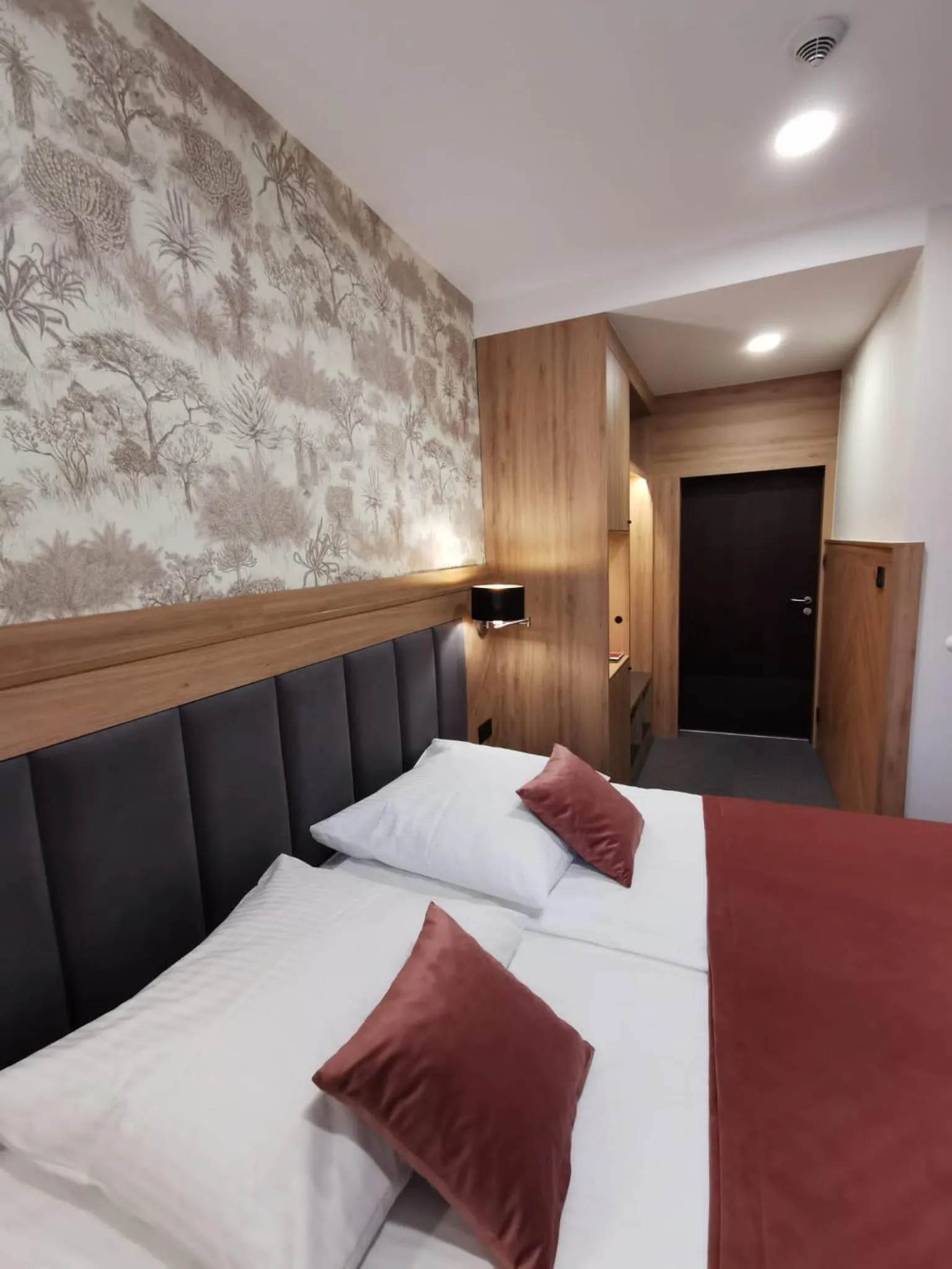 Bed in Leśny Dwór Karpacz Piekarnia Mio Padre Restauracja Mamma Mia