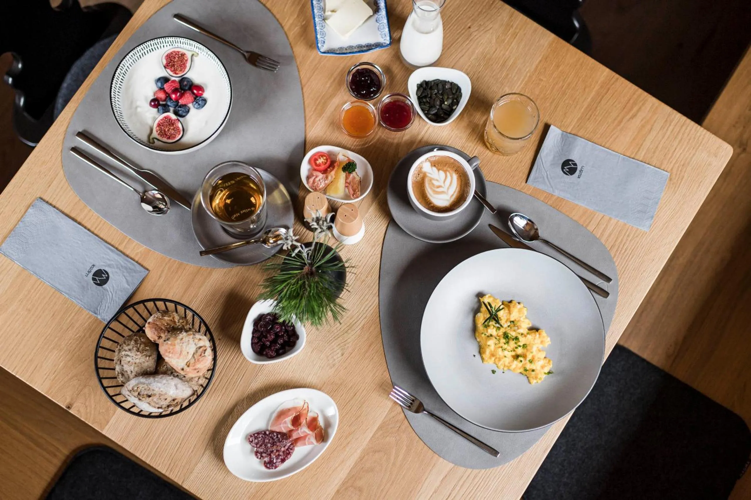 Breakfast in Alpinhotel Vajolet - Adults only
