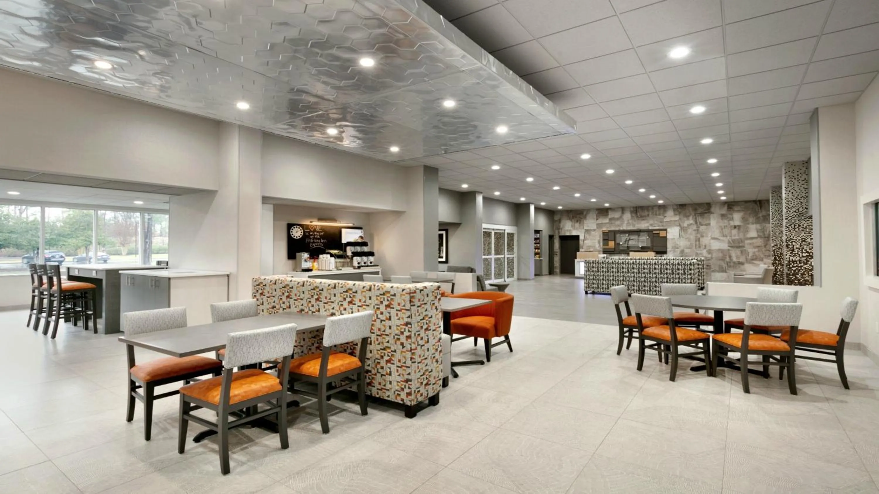 Breakfast in Holiday Inn Express - Williamsburg Busch Gardens Area by IHG