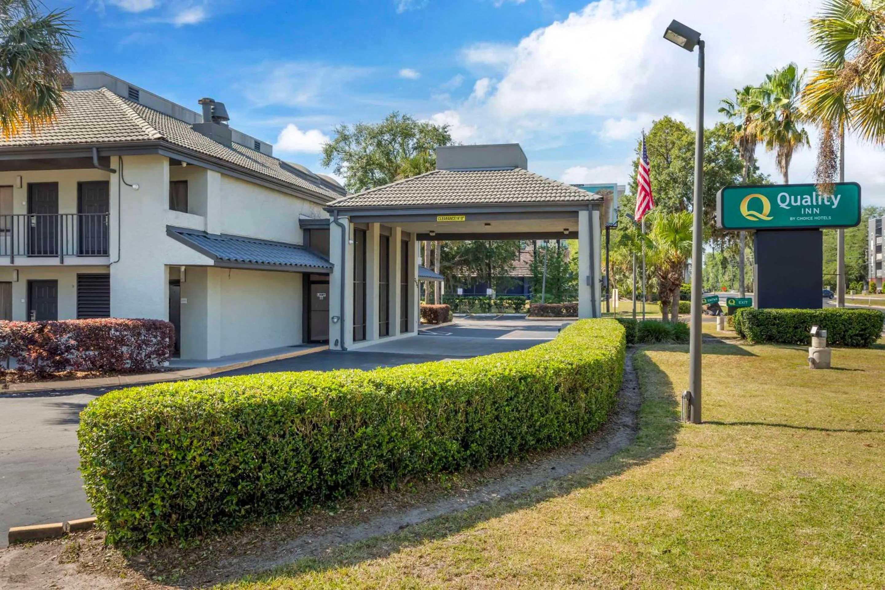 Property building in Quality Inn Gainesville near University