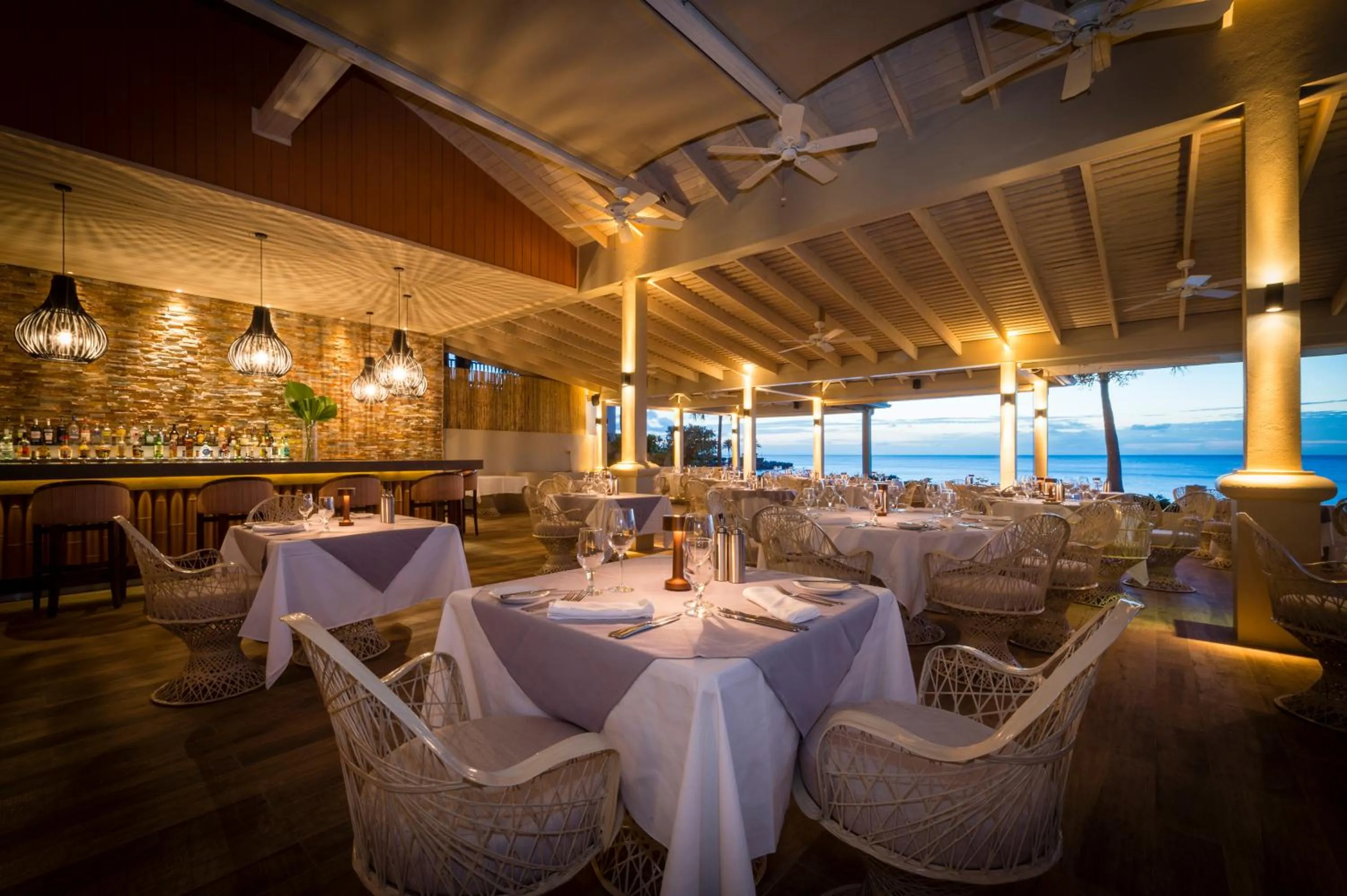 Restaurant/places to eat in Blue Waters Resort and Spa