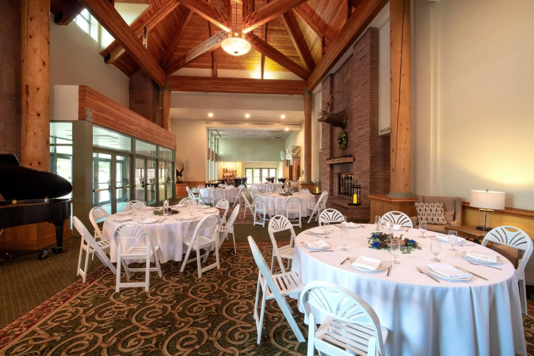 Meeting/conference room in Holiday Inn Estes Park by IHG