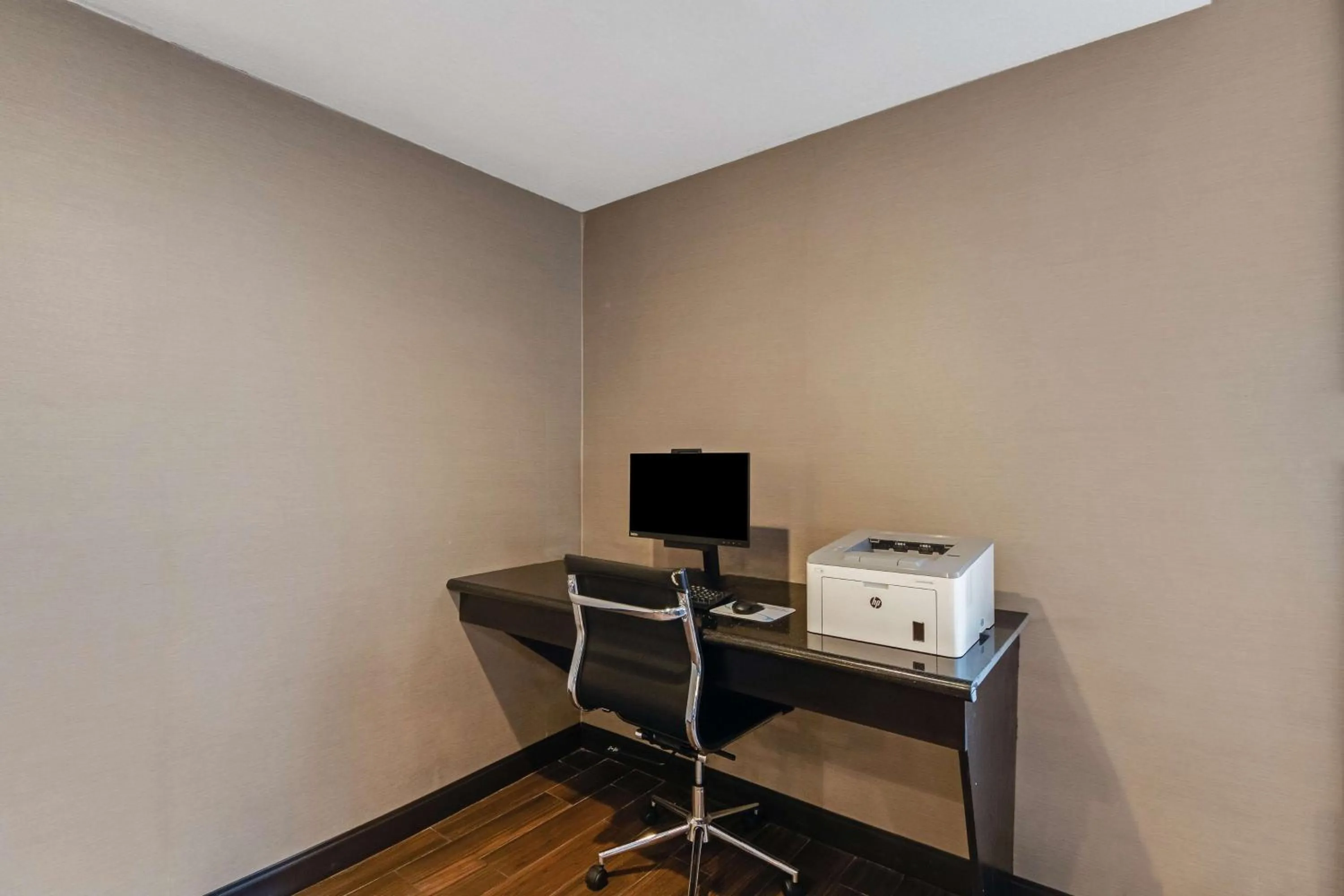 Business facilities in Best Western Inn of Del Rio