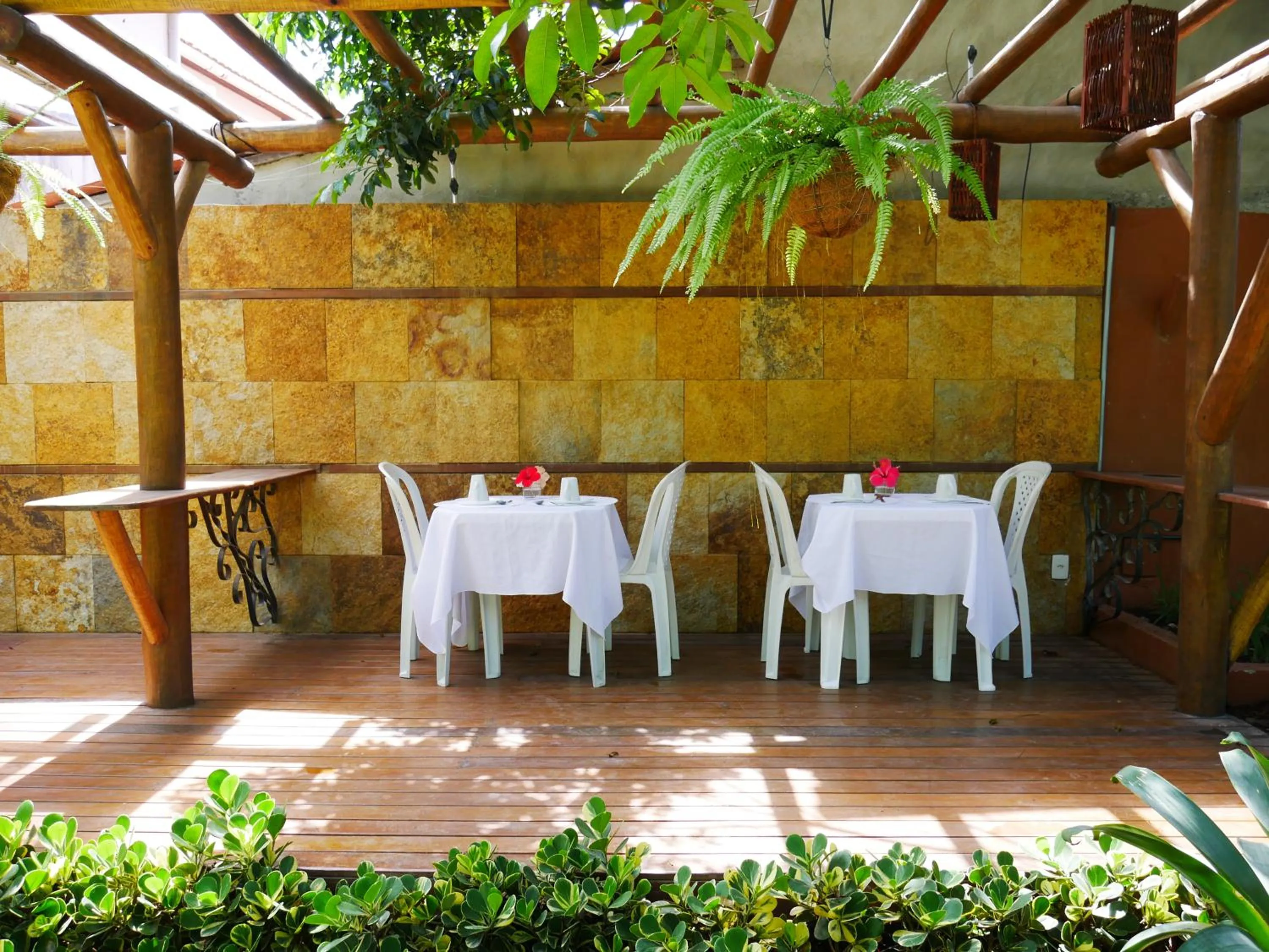 Garden in Pousada Enseada Dos Golfinhos