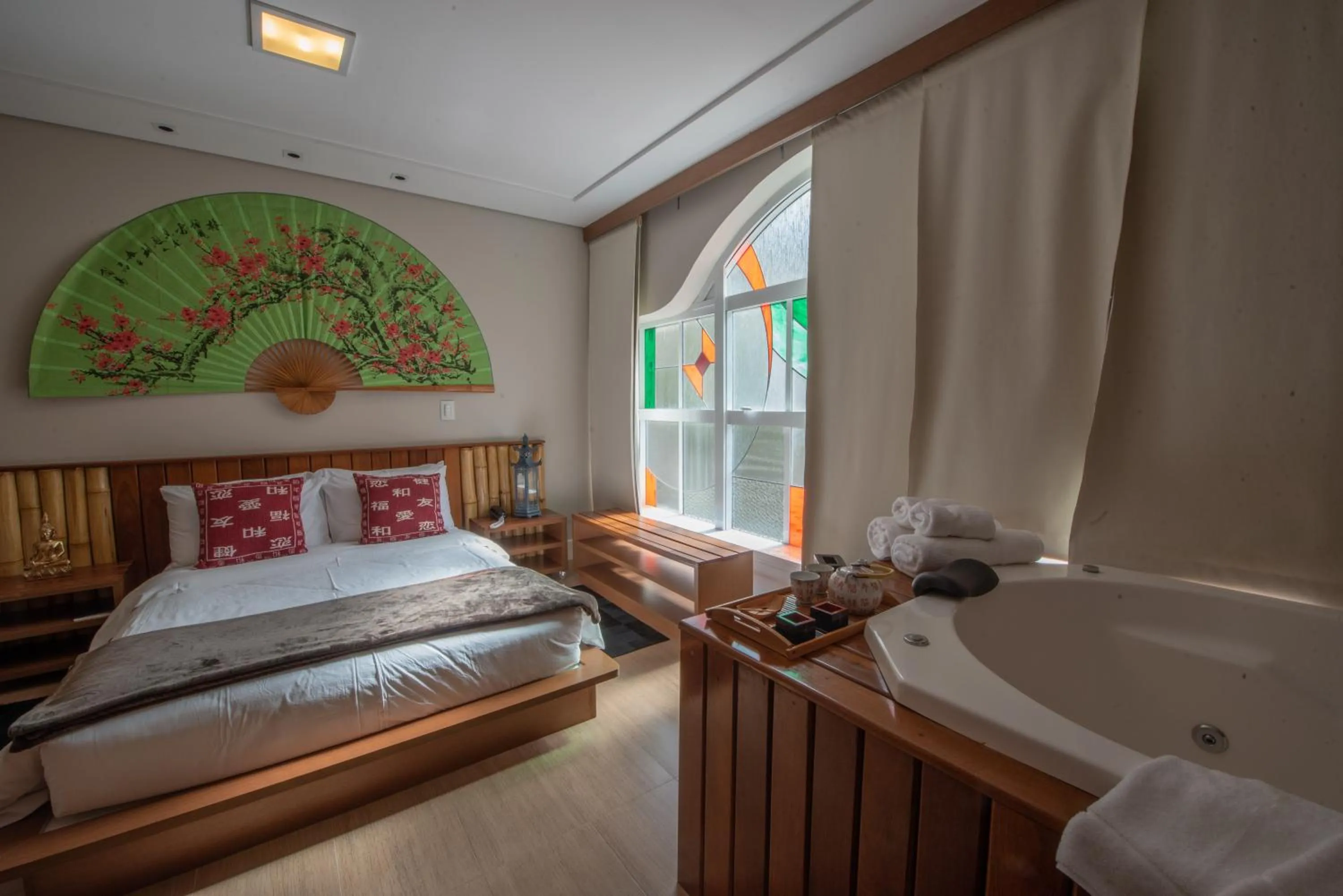 Bed in Pousada Annecy - CAPIVARI Fácil acesso ao centrinho e Baden Bar