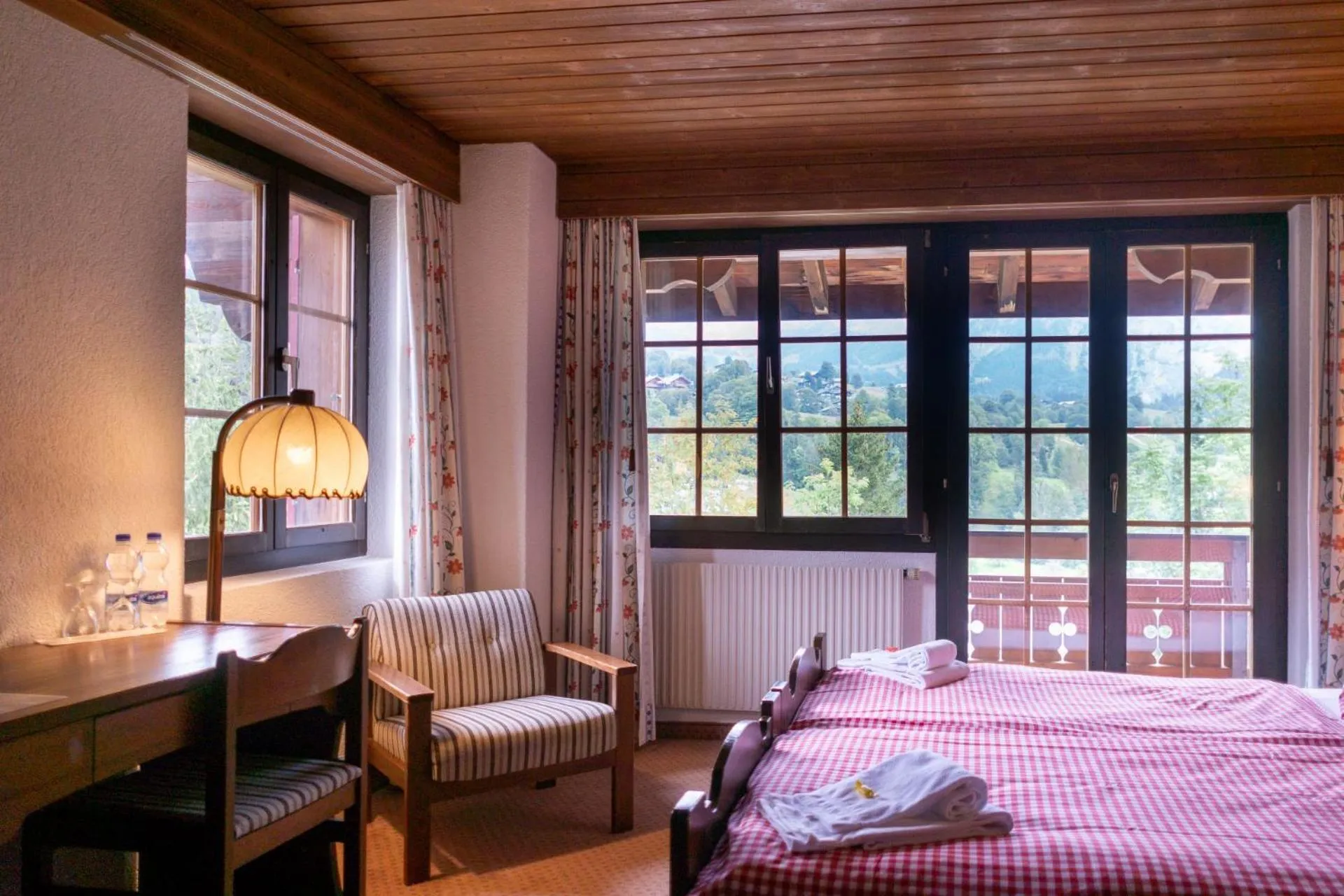 Bed in Hotel Gletscherblick Grindelwald