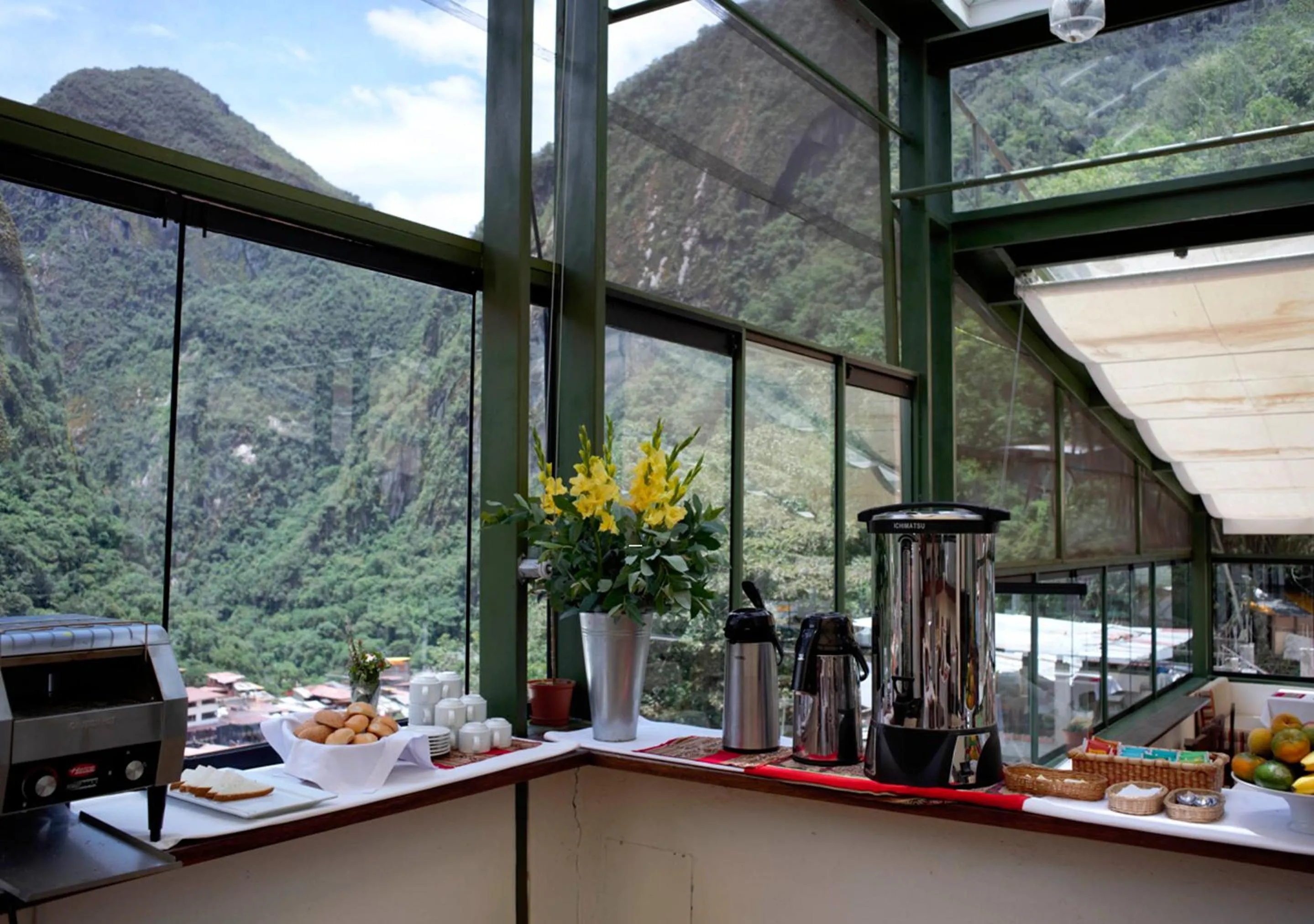 Mountain view in Hatun Inti Classic