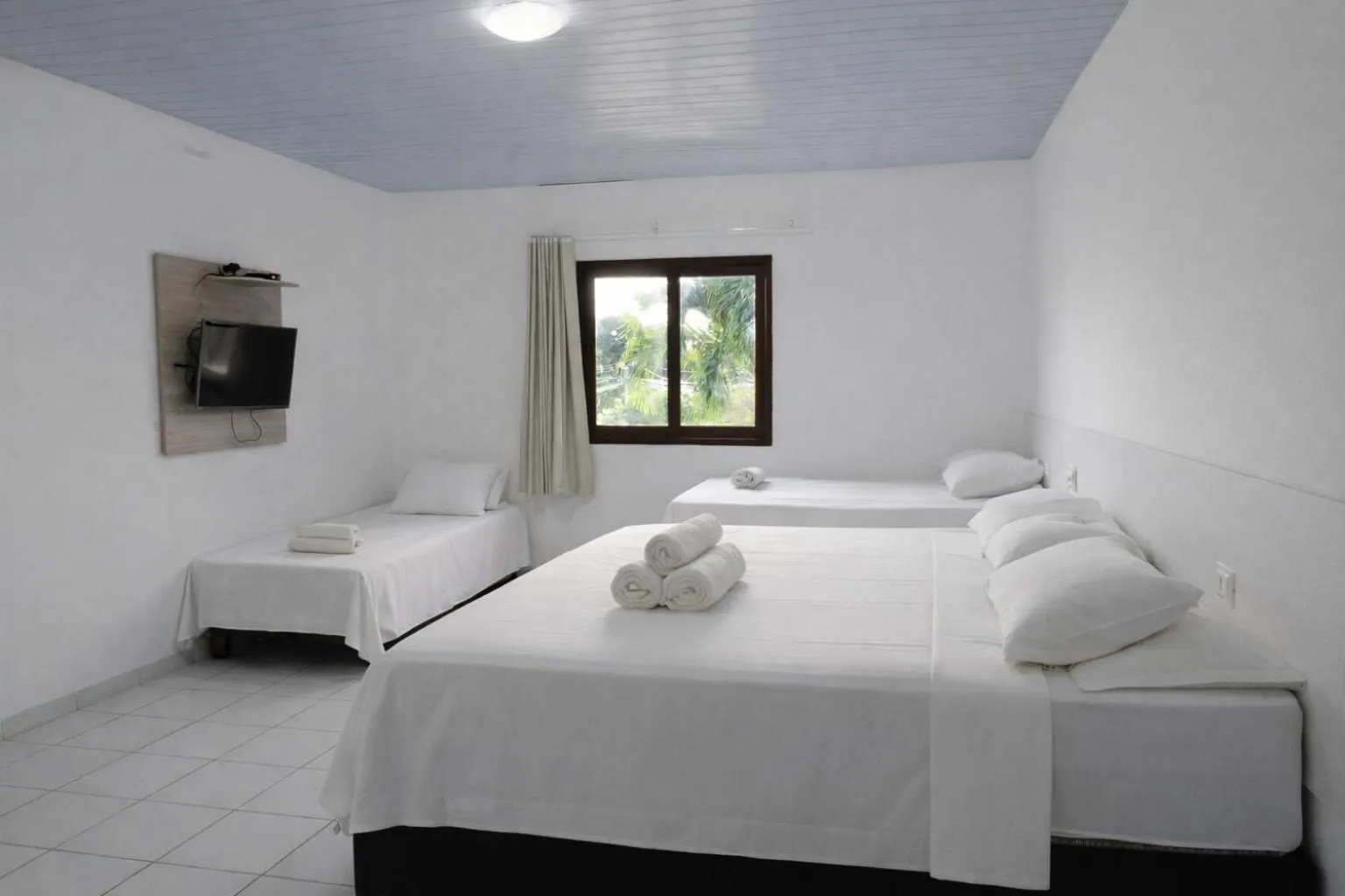 Photo of the whole room, Bed in Pousada Solar da Praia