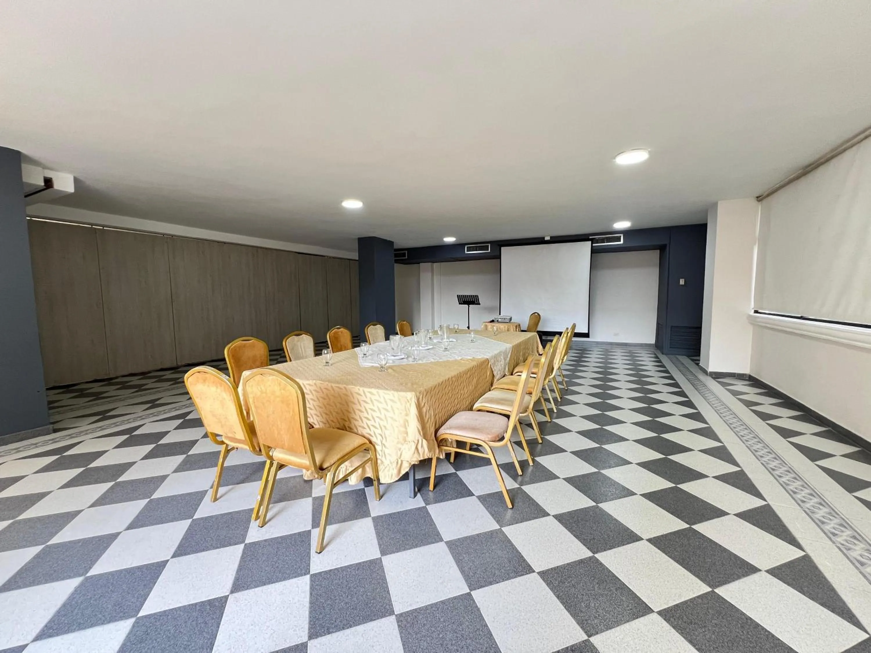 Lounge or bar in Hotel Casa Ballesteros