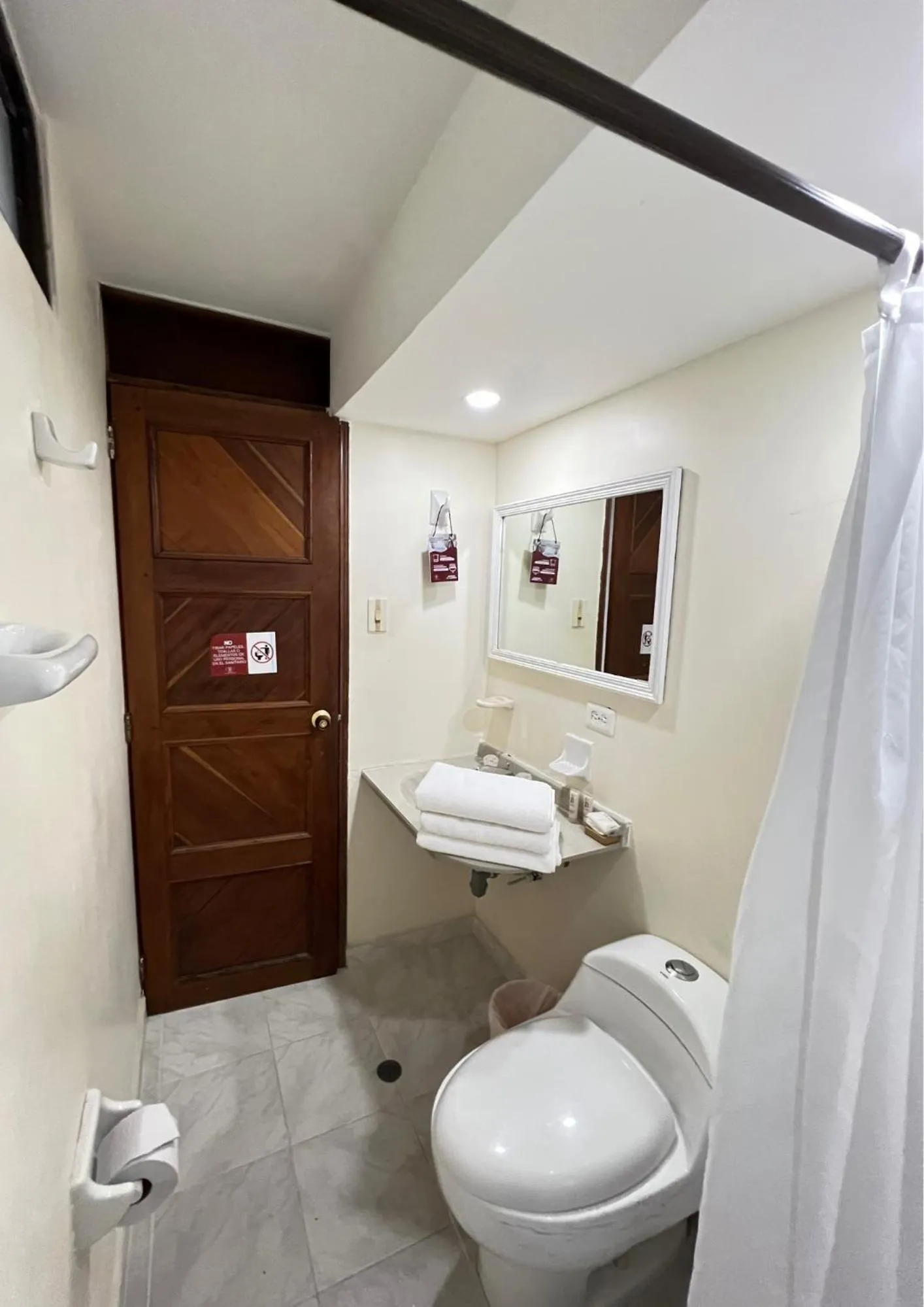 Shower in Hotel Casa Ballesteros