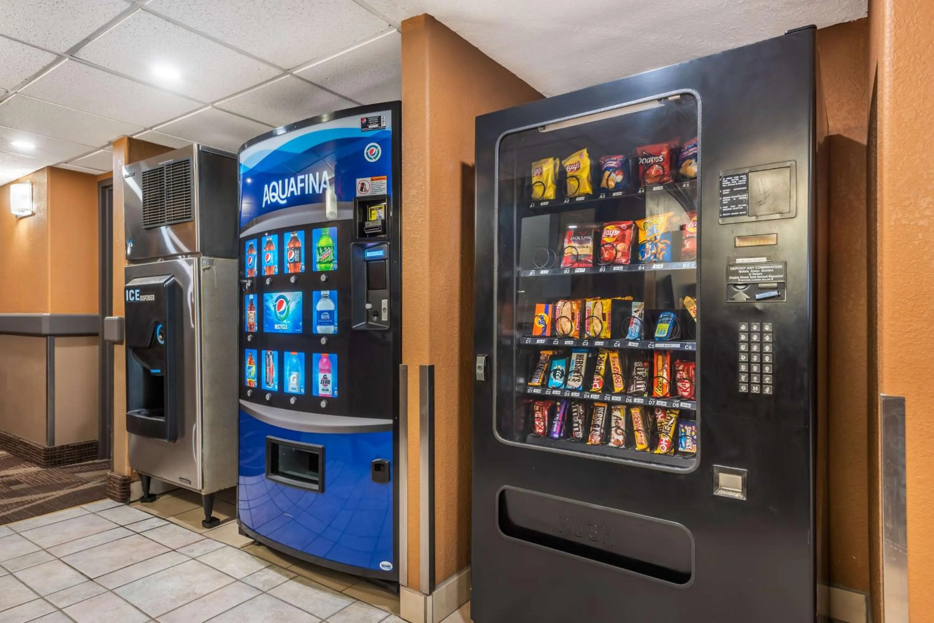 Property building in Best Western Strathmore Inn