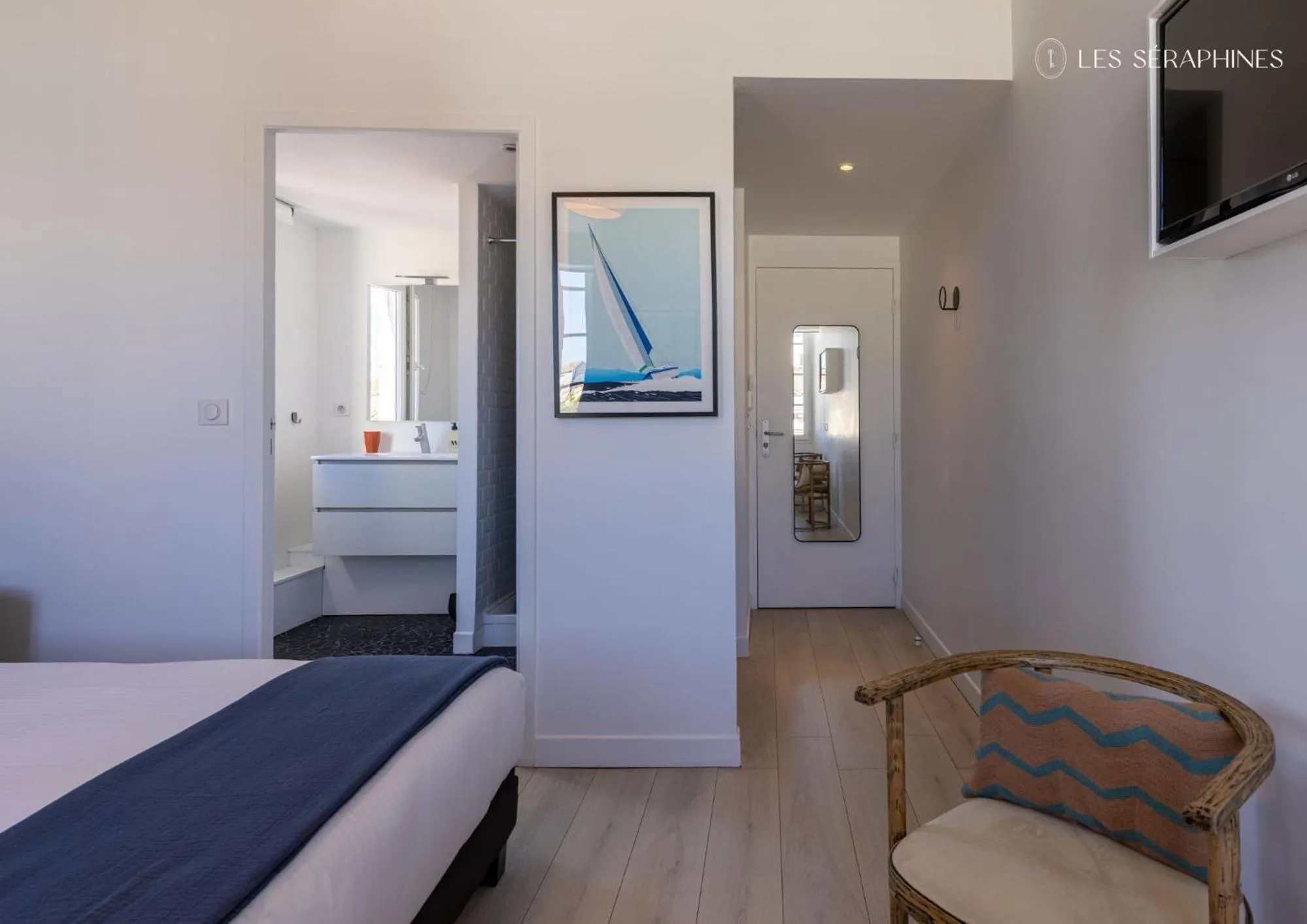 Photo of the whole room, Bed in Les Séraphines - Chambres d'hôtes - Guests house