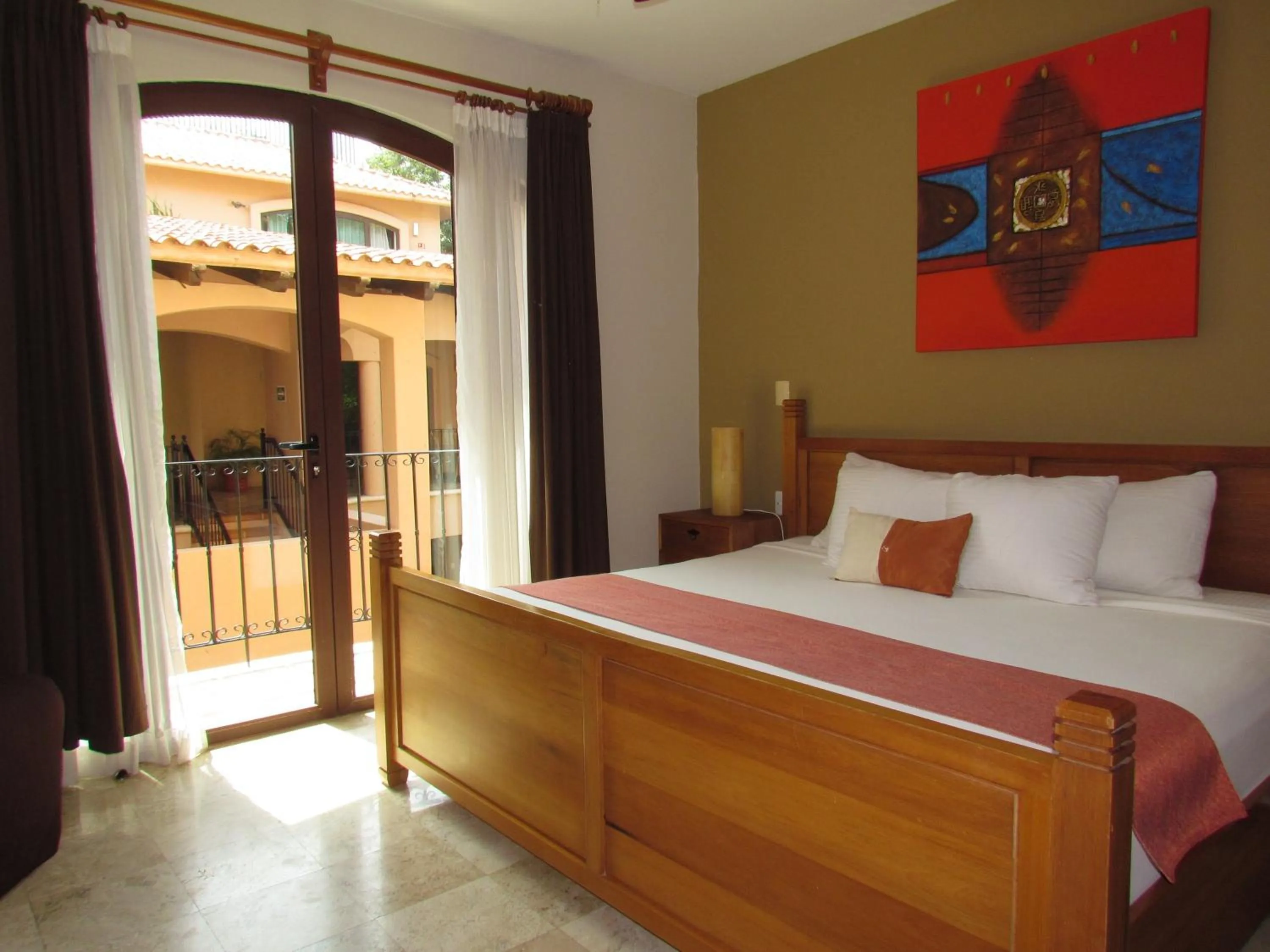Bed in Acanto Hotel Playa del Carmen, Trademark Collection by Wyndham
