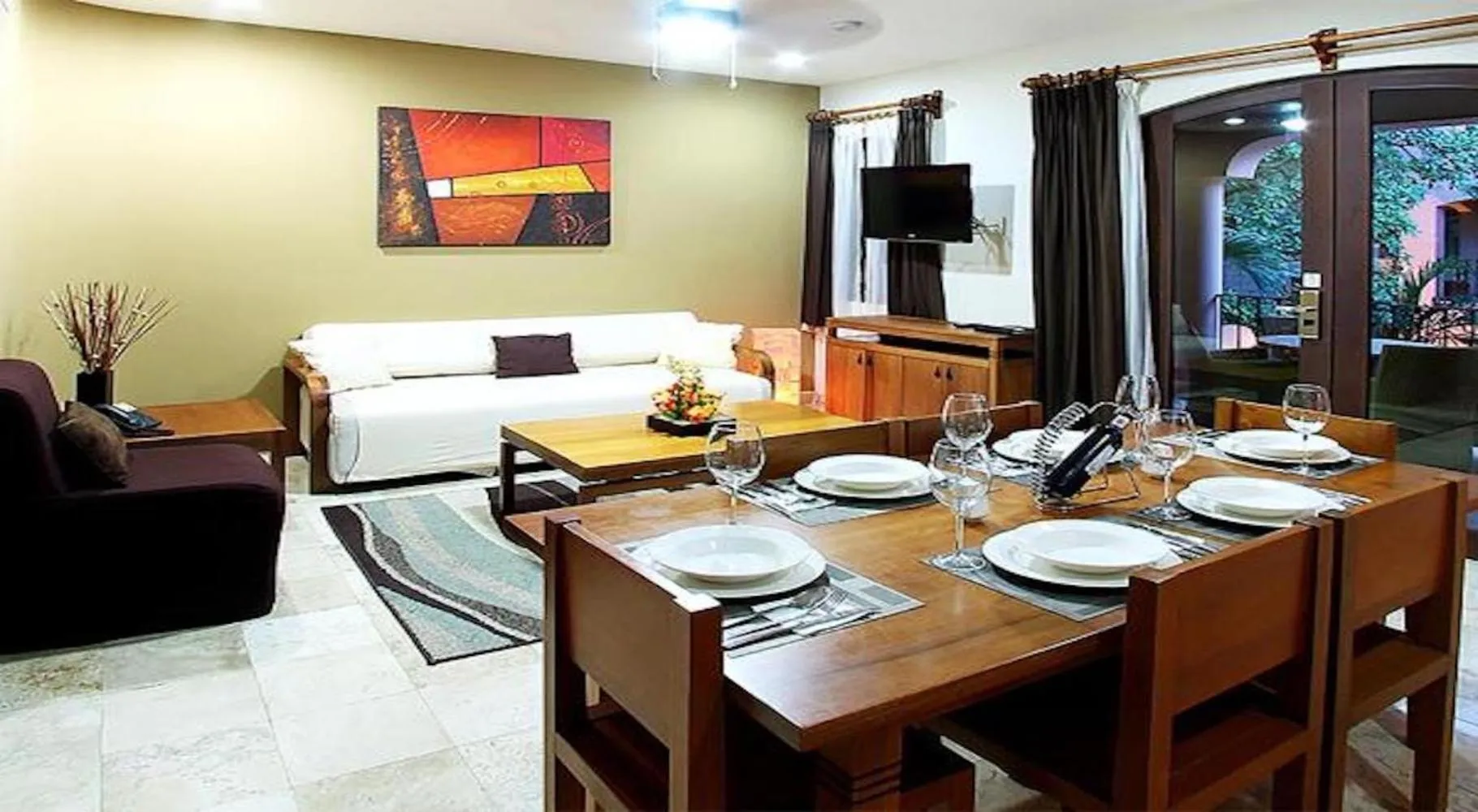 Dining area in Acanto Hotel Playa del Carmen, Trademark Collection by Wyndham