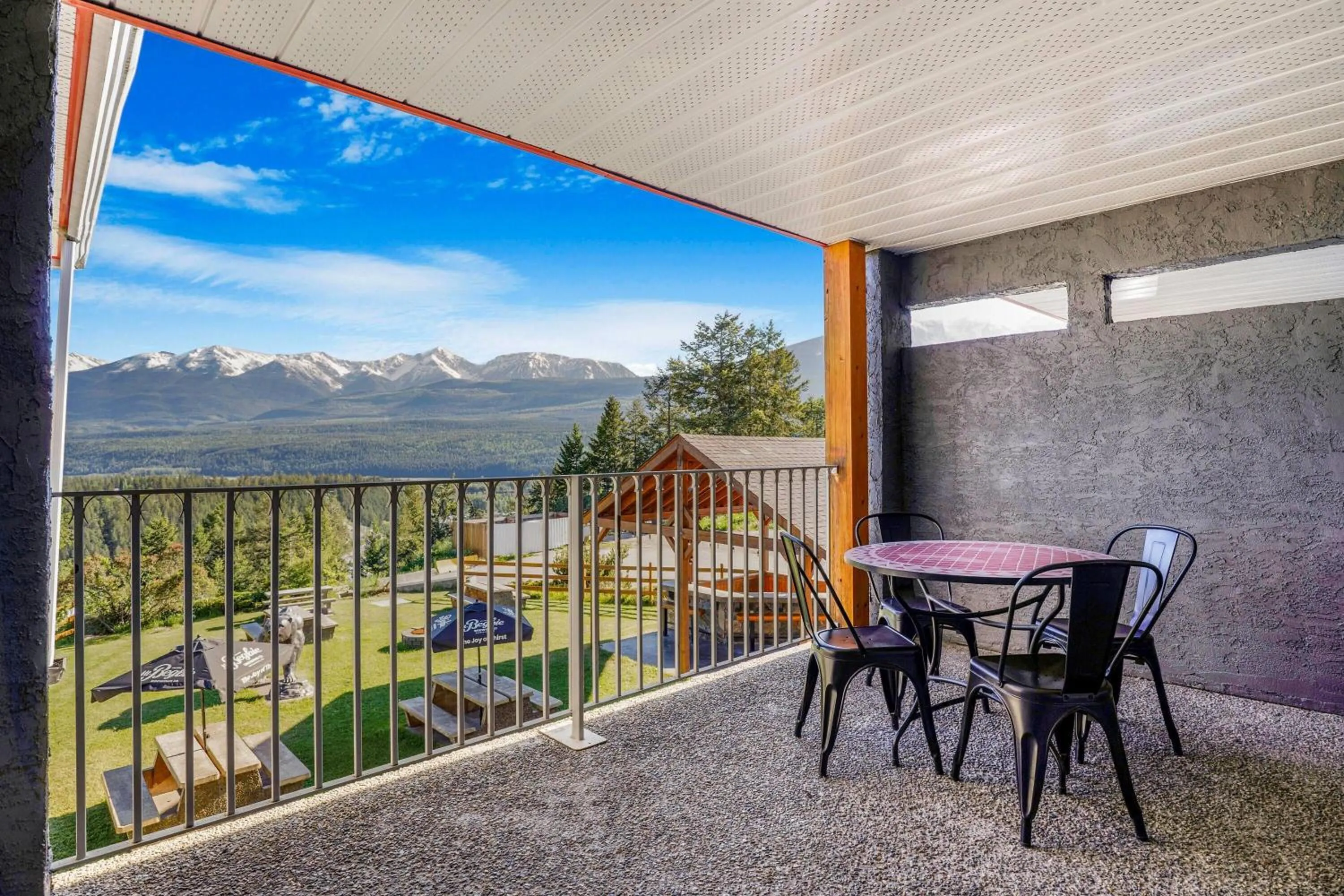 Bed in Days Inn by Wyndham Golden