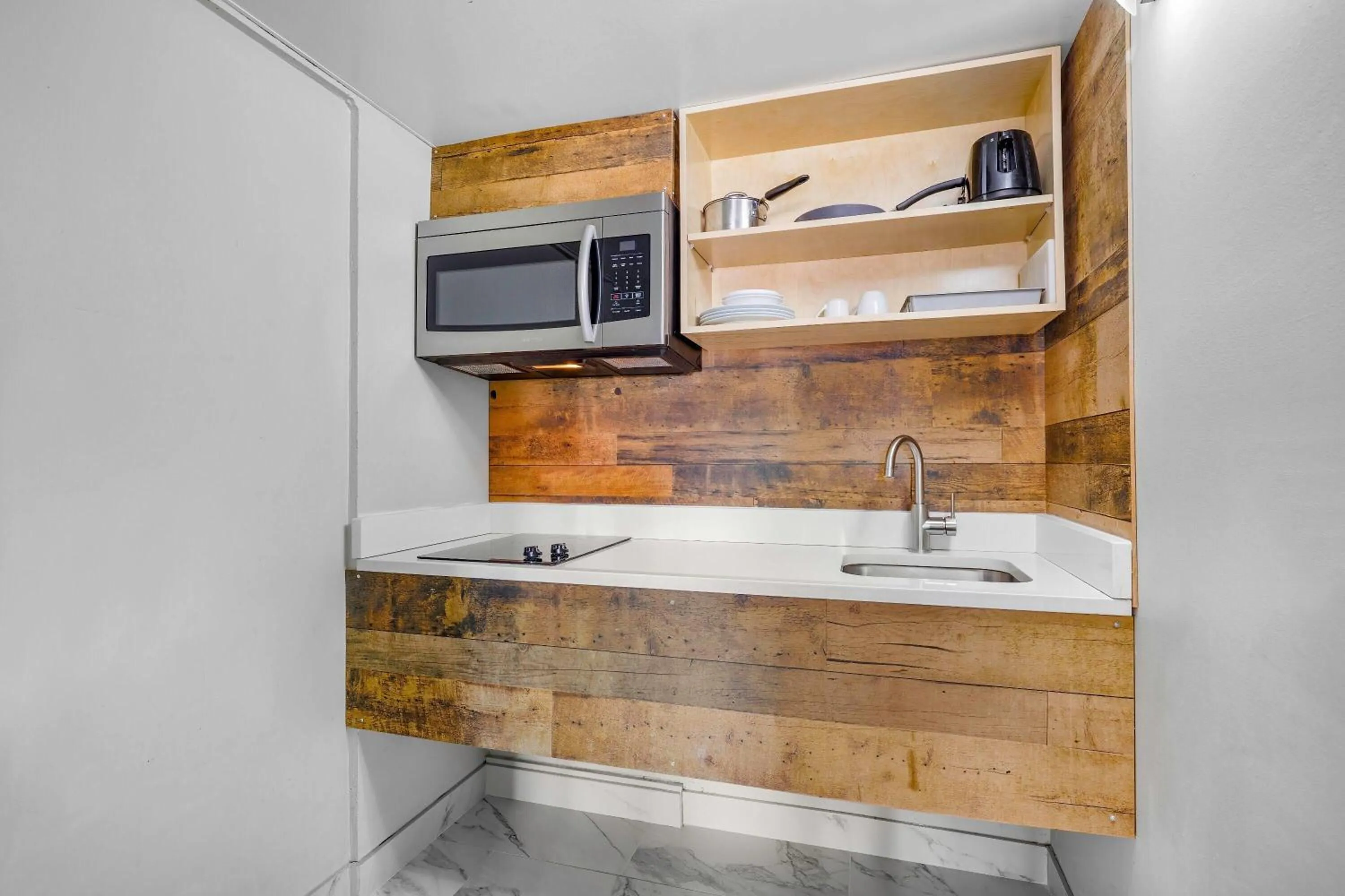 Bed in Days Inn by Wyndham Golden