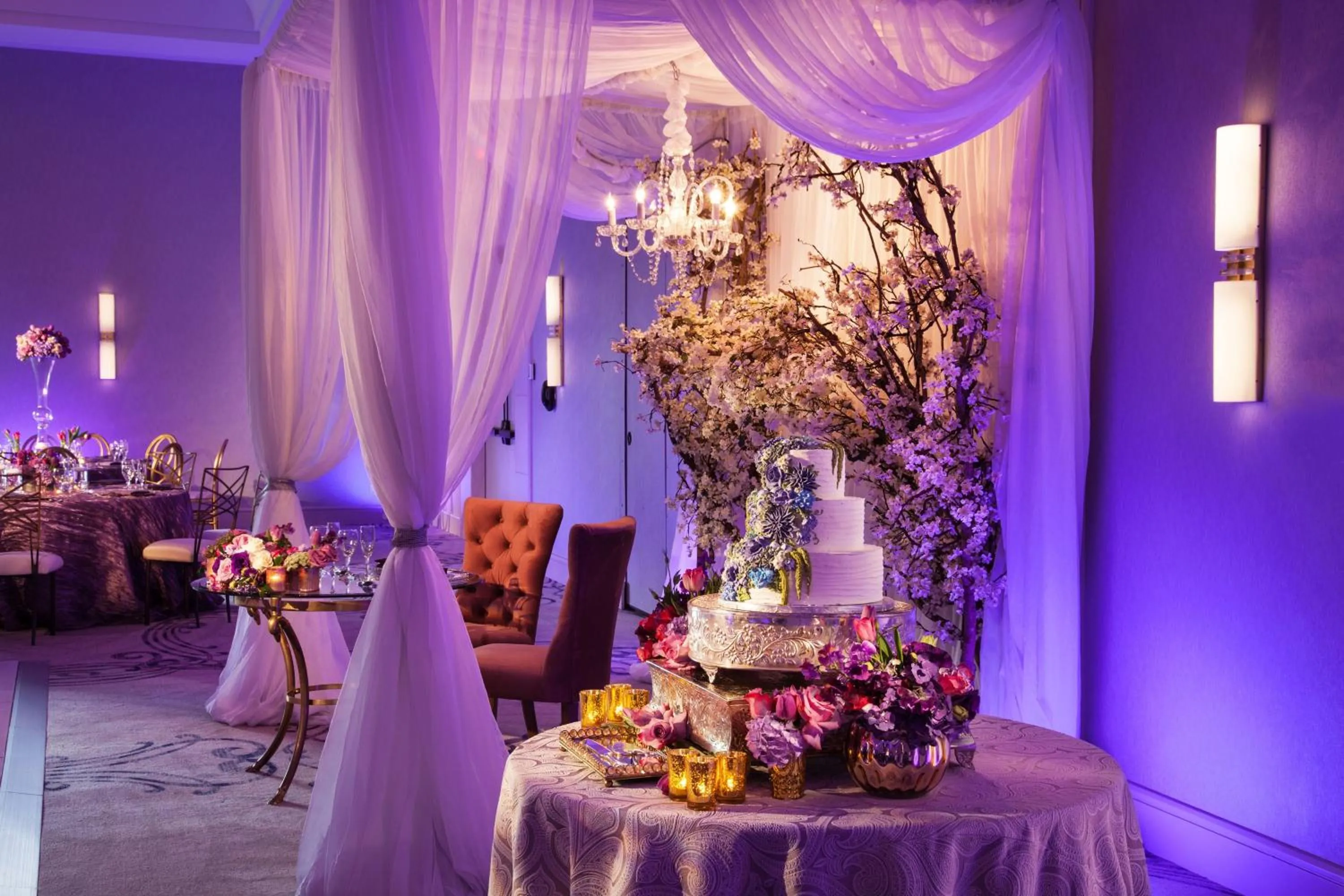 Meeting/conference room in Avenue of the Arts Costa Mesa, a Tribute Portfolio Hotel