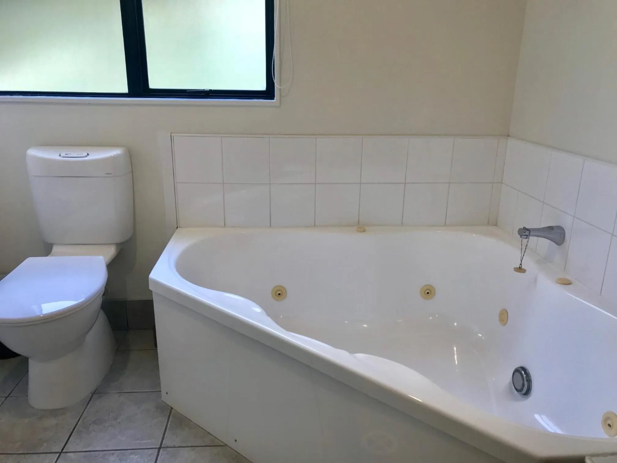 Claremonte Motor Lodge