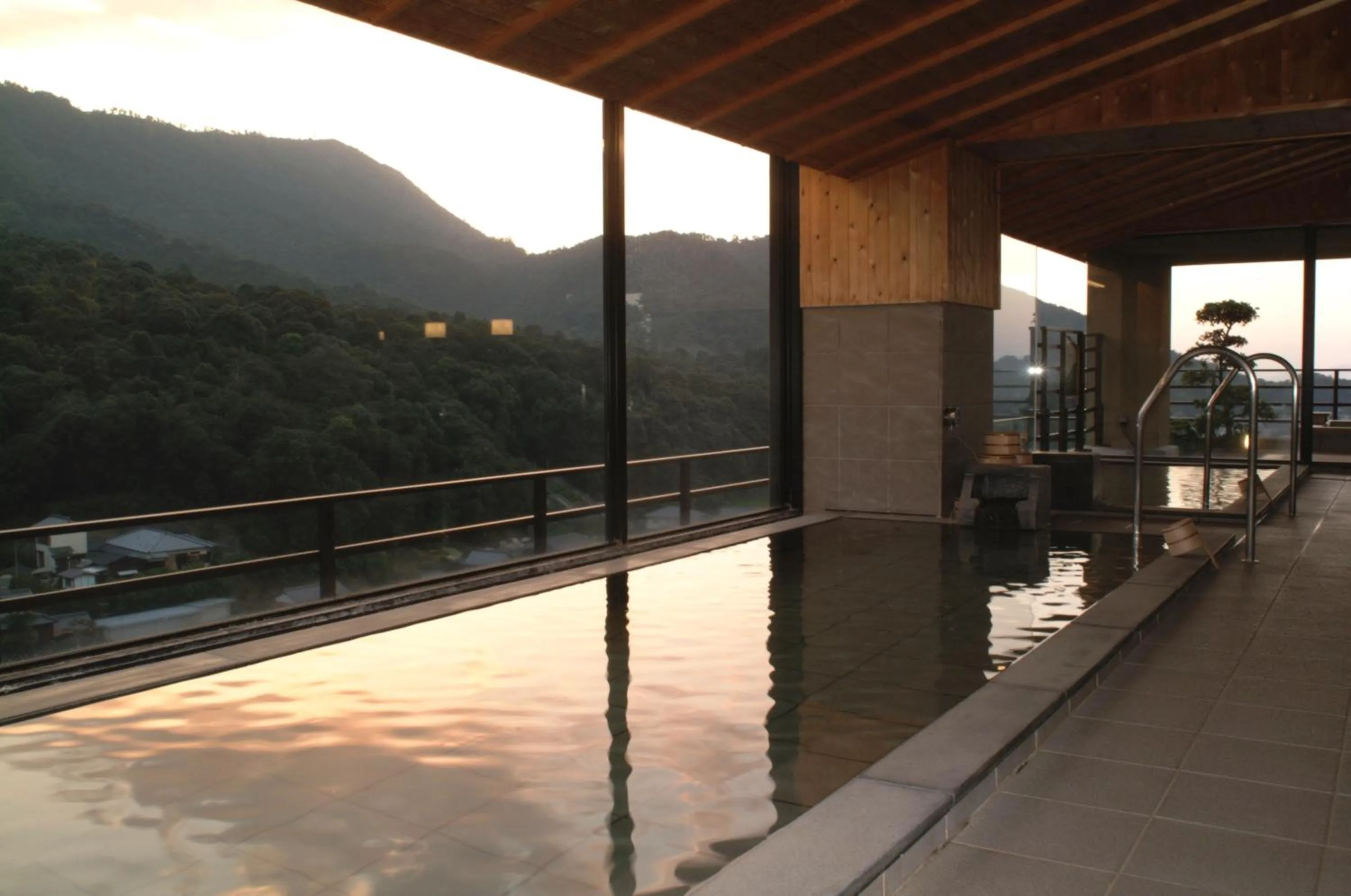 Kotohira Onsen Kotosankaku