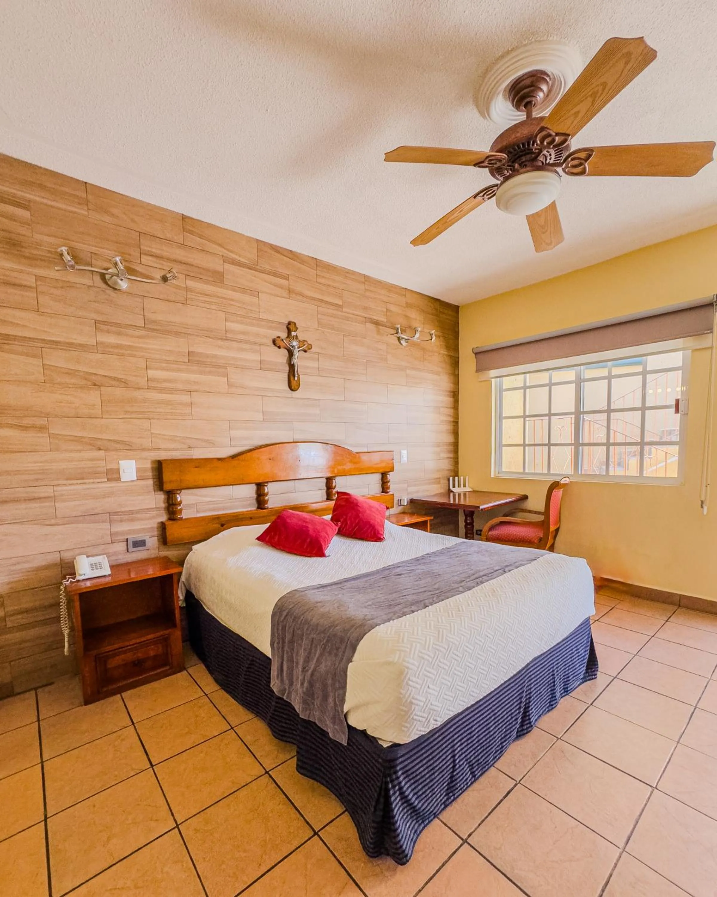 Bed in Hotel Posada Santa Fe Sabinas